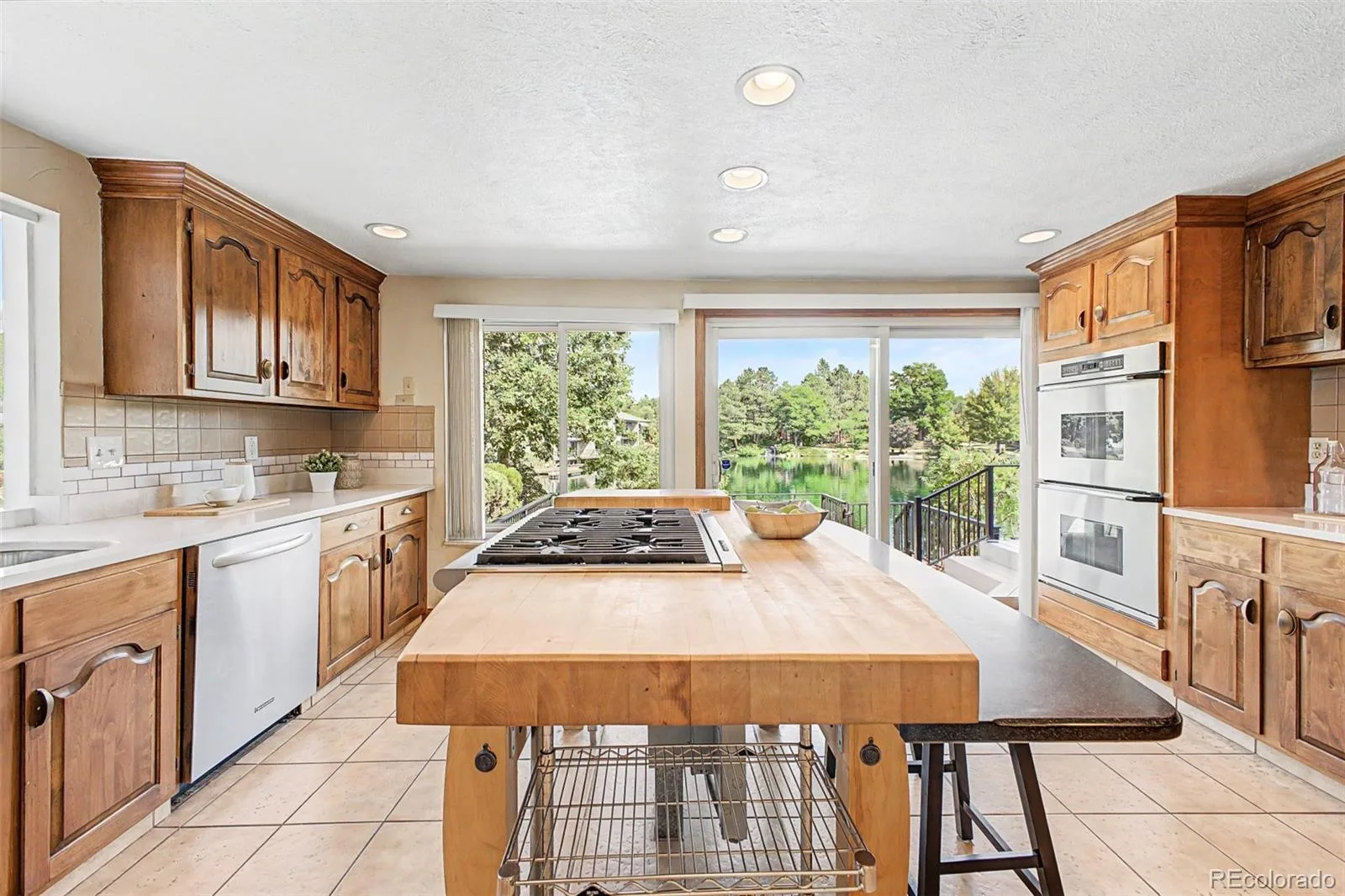 9896 E Maplewood Circle Englewood CO 80111 | MLS #REC7908989 08292026013548 1600 7