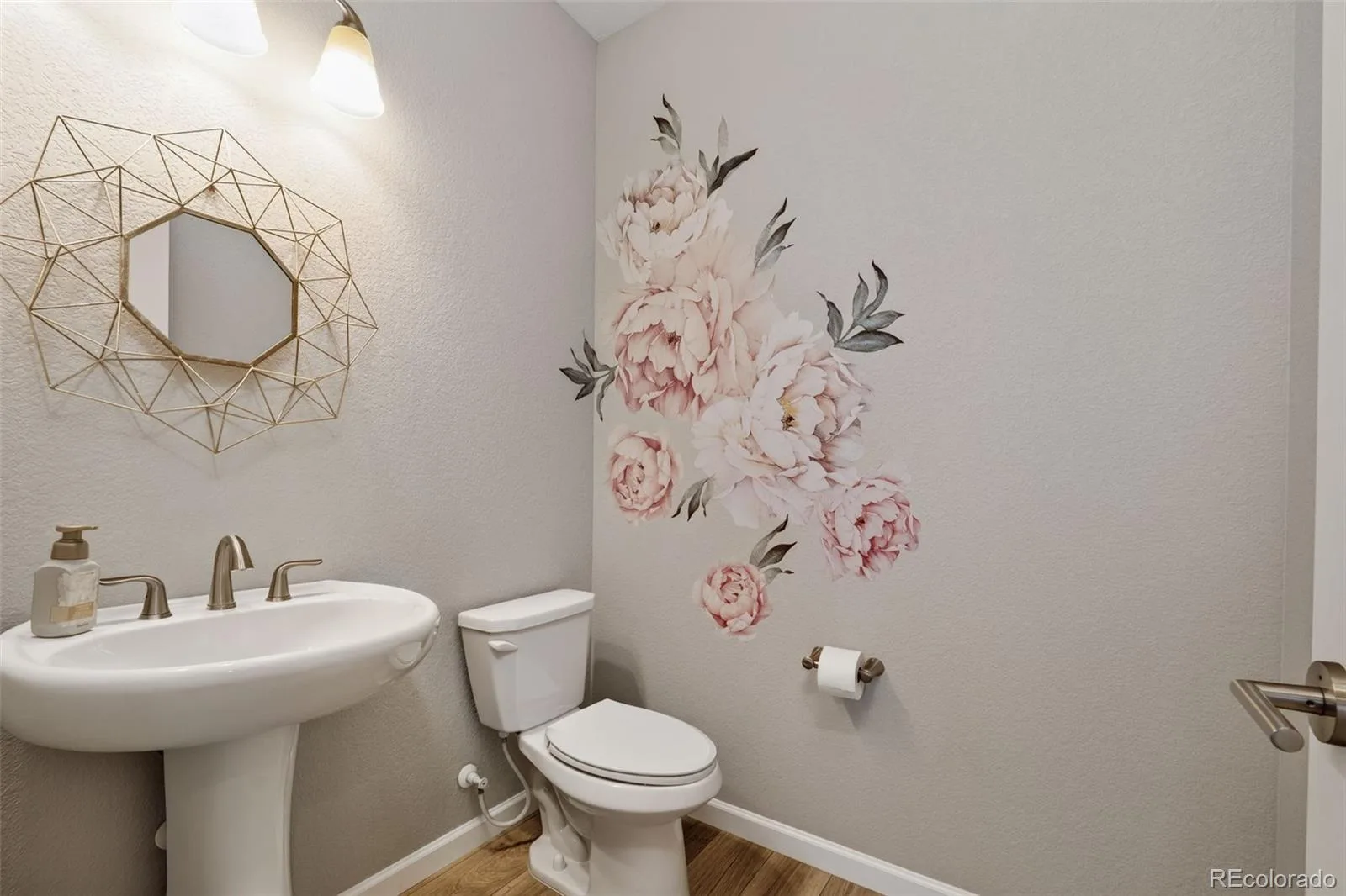6458 Amur Court Castle Rock CO 80108 | MLS #REC7911218 08182026162840 1600 18