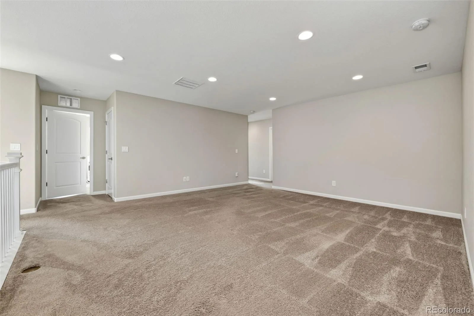 6458 Amur Court Castle Rock CO 80108 | MLS #REC7911218 08182026162840 1600 28