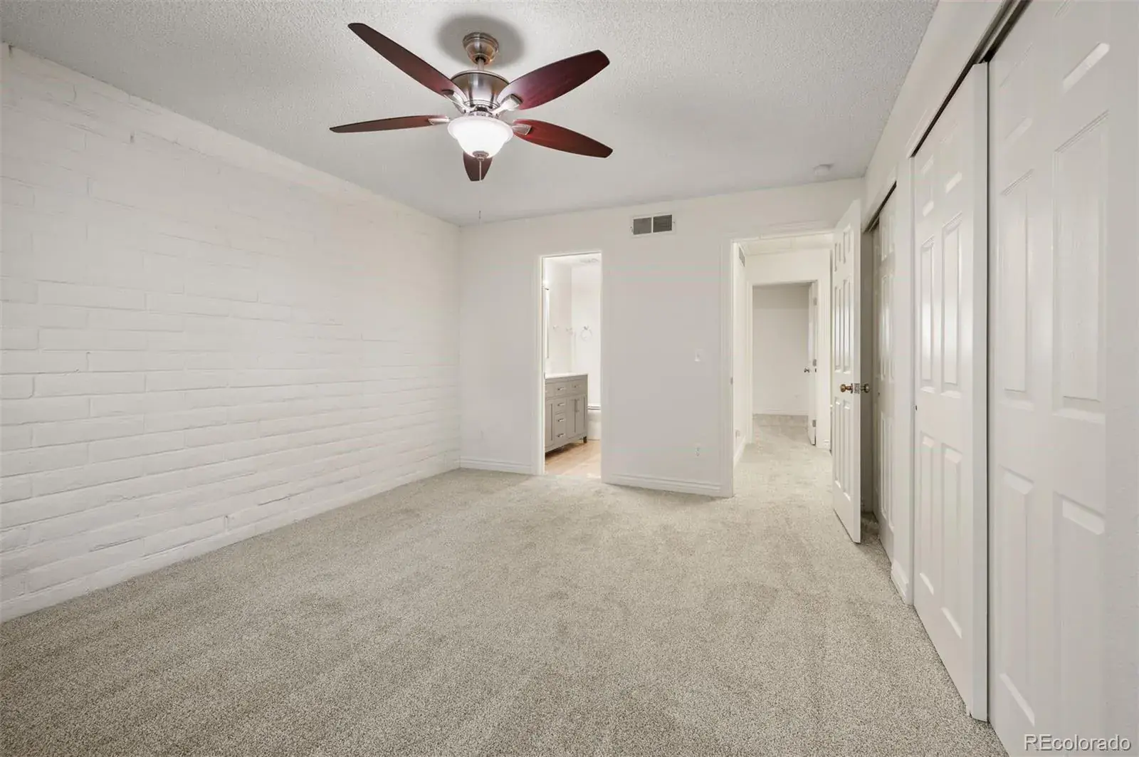 1060 S Parker Road #23 Denver CO 80231 | MLS #REC7912115 10032025032557 1600 19