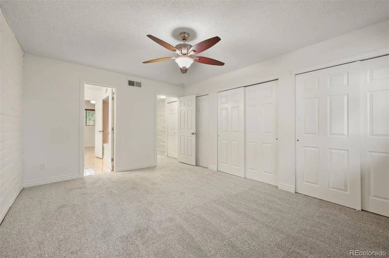 1060 S Parker Road #23 Denver CO 80231 | MLS #REC7912115 10032025032557 1600 21