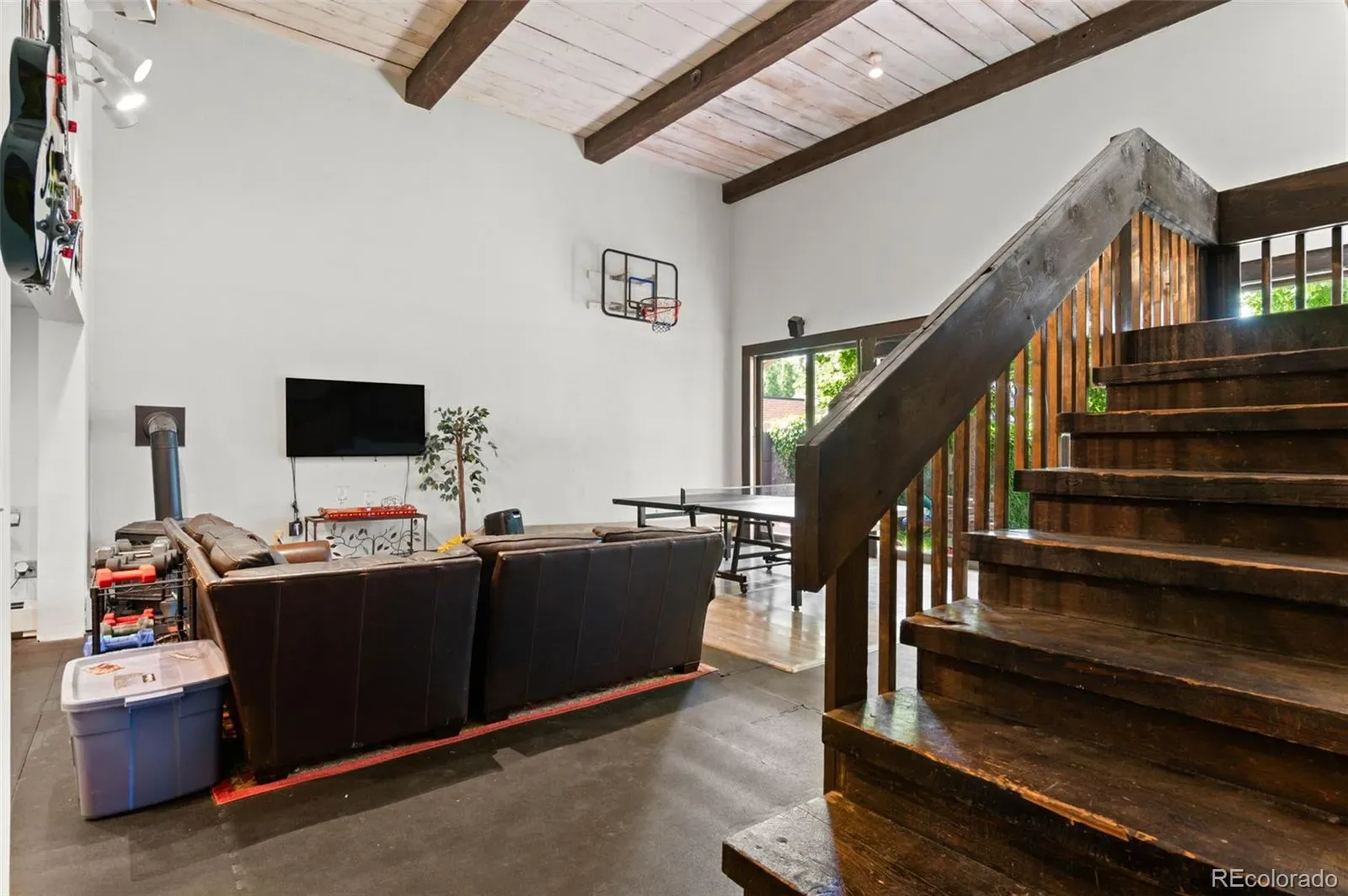 03112026185043 1600 22