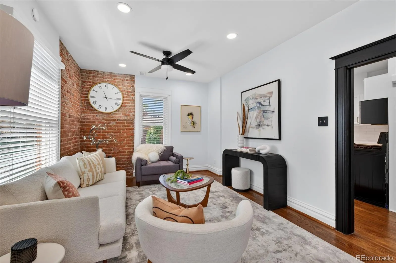 04162026152730 1600 10