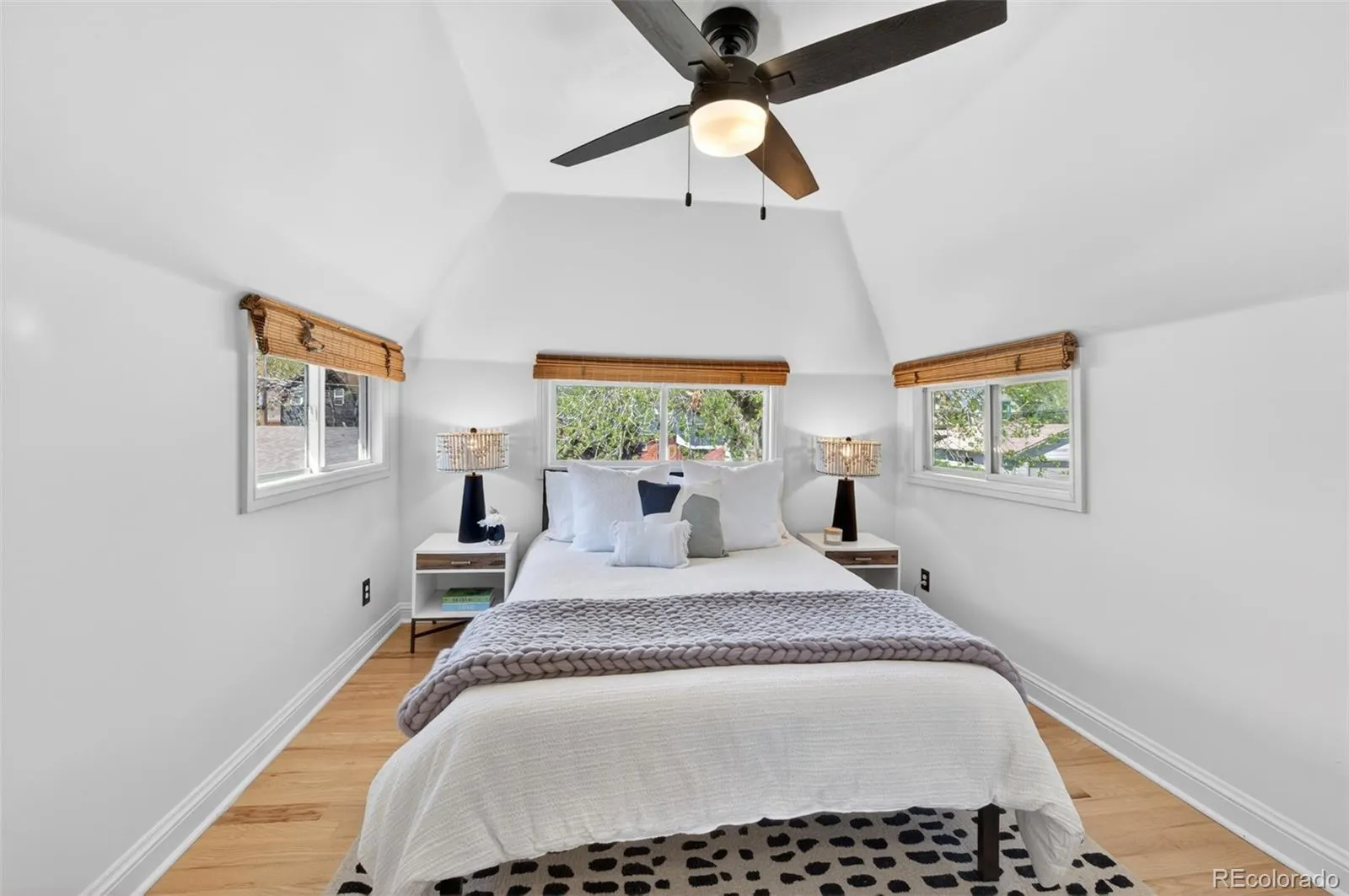 04162026152730 1600 19