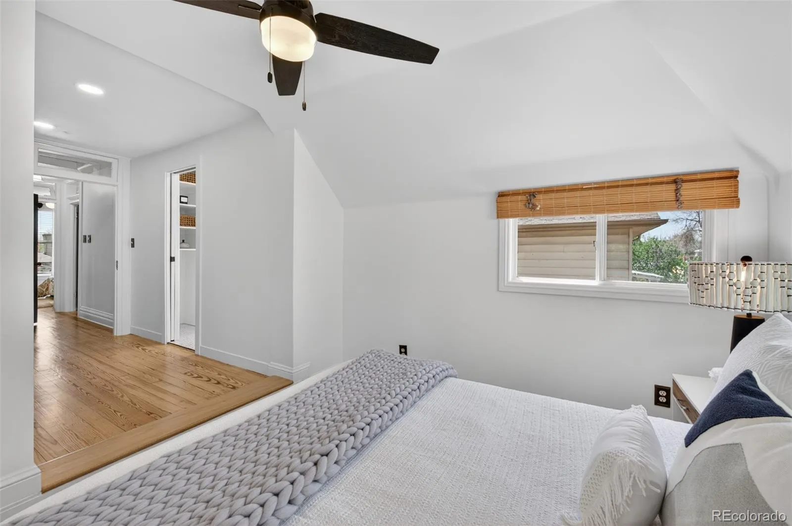 04162026152730 1600 20