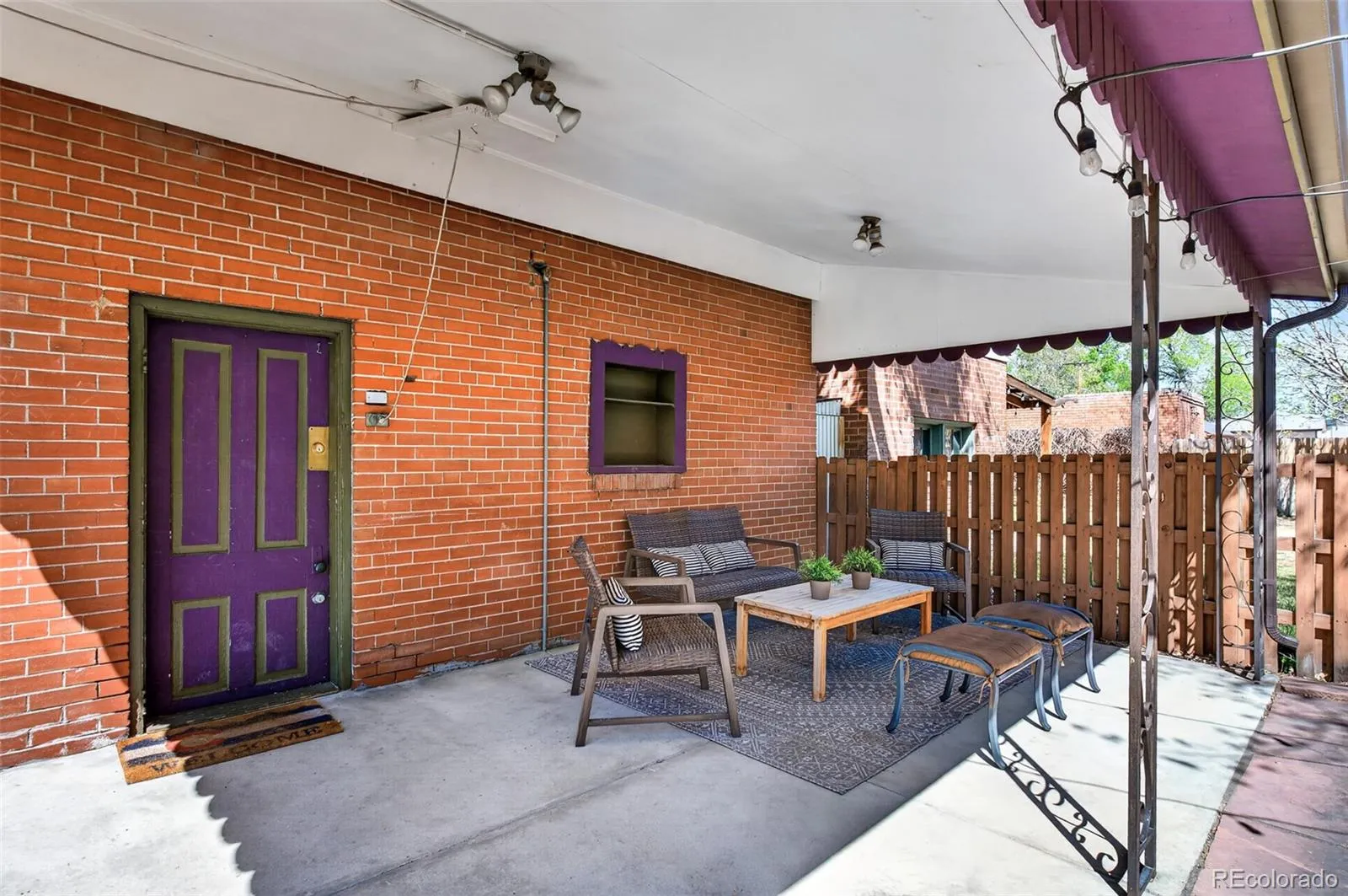 04162026152730 1600 32