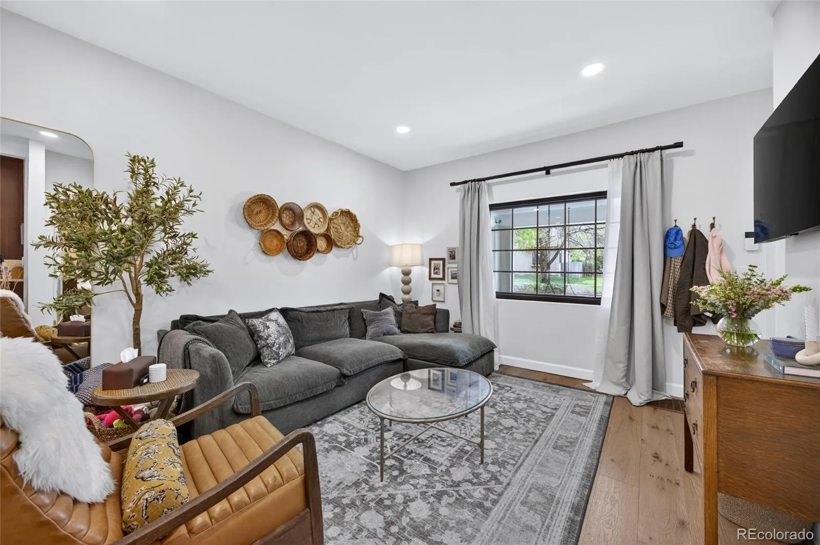 04202026182530 1600 5