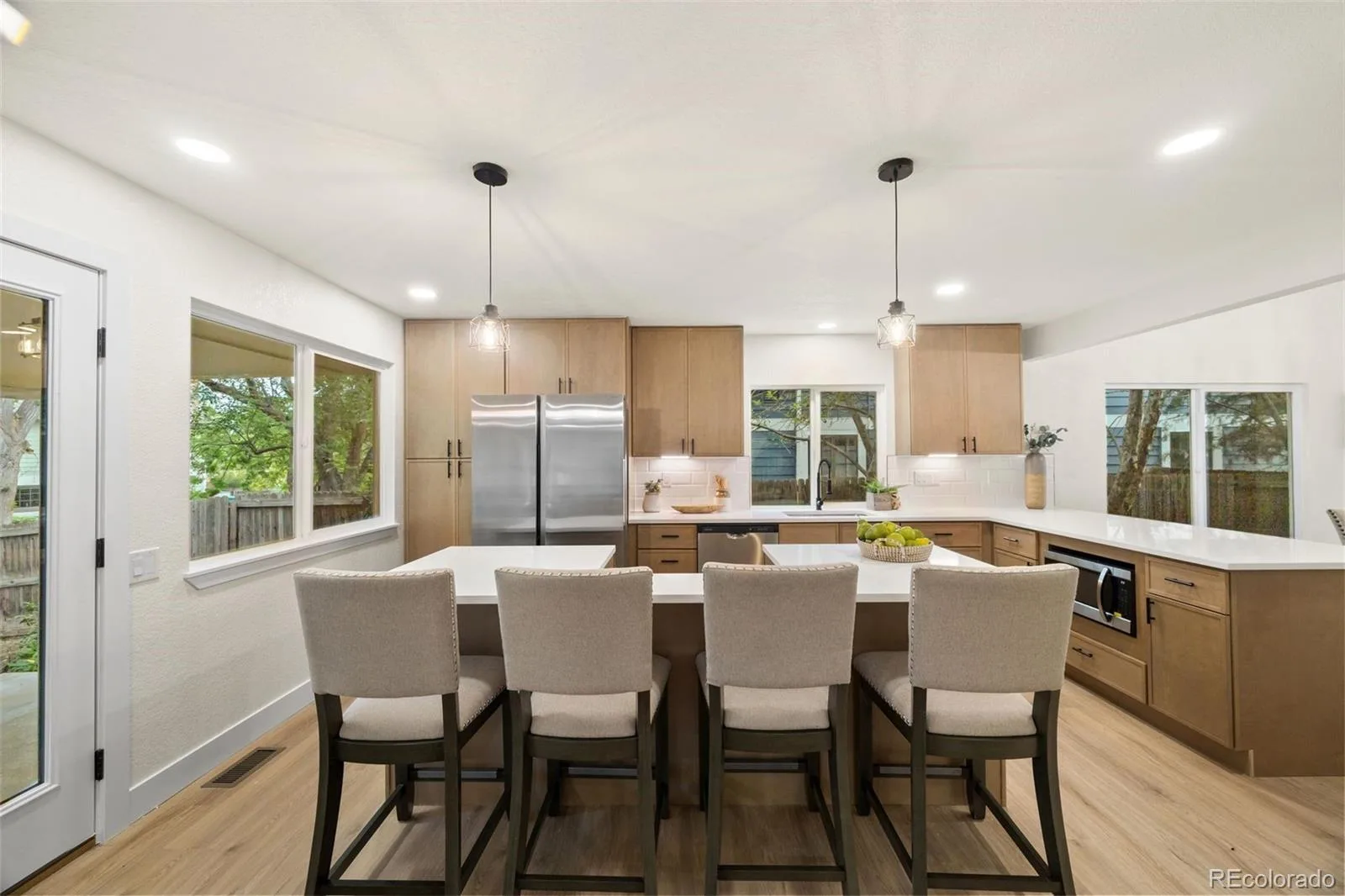 8162 Field Circle Arvada CO 80005 MLS #REC7915999 06082026204830 1600 11