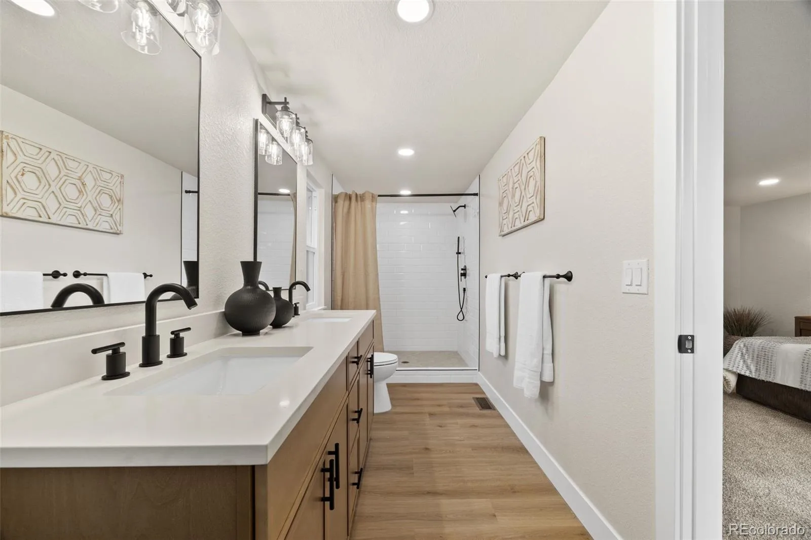 8162 Field Circle Arvada CO 80005 MLS #REC7915999 06082026204830 1600 29