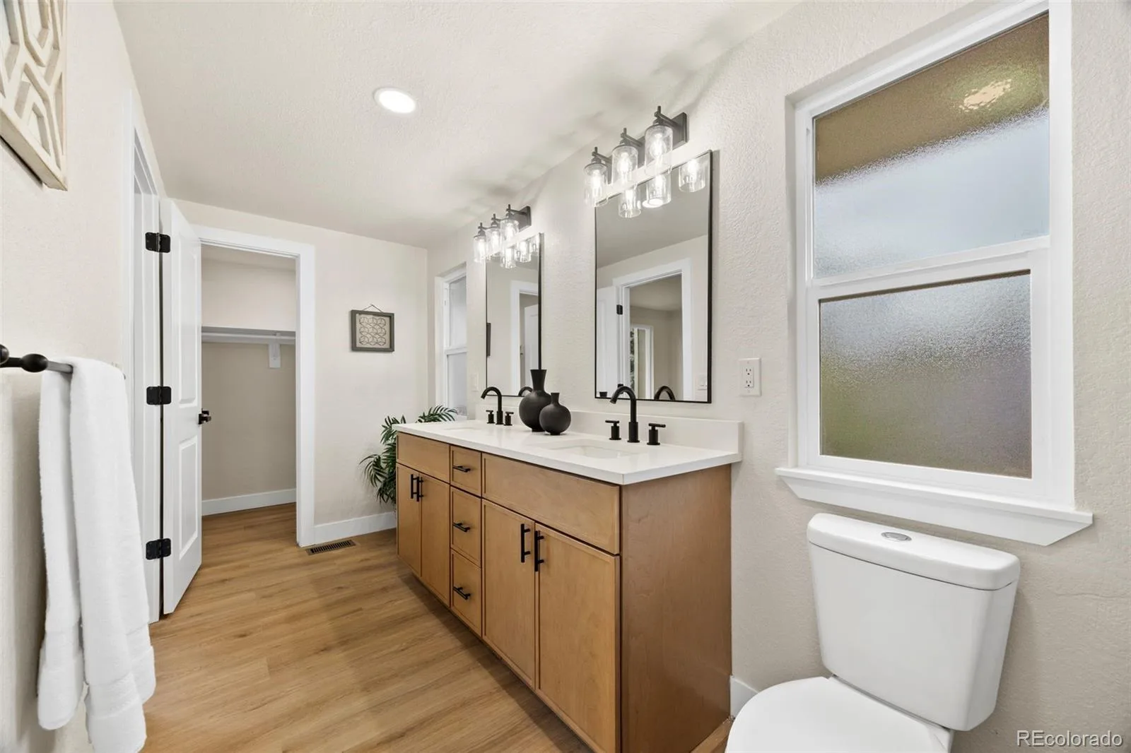 8162 Field Circle Arvada CO 80005 MLS #REC7915999 06082026204830 1600 31