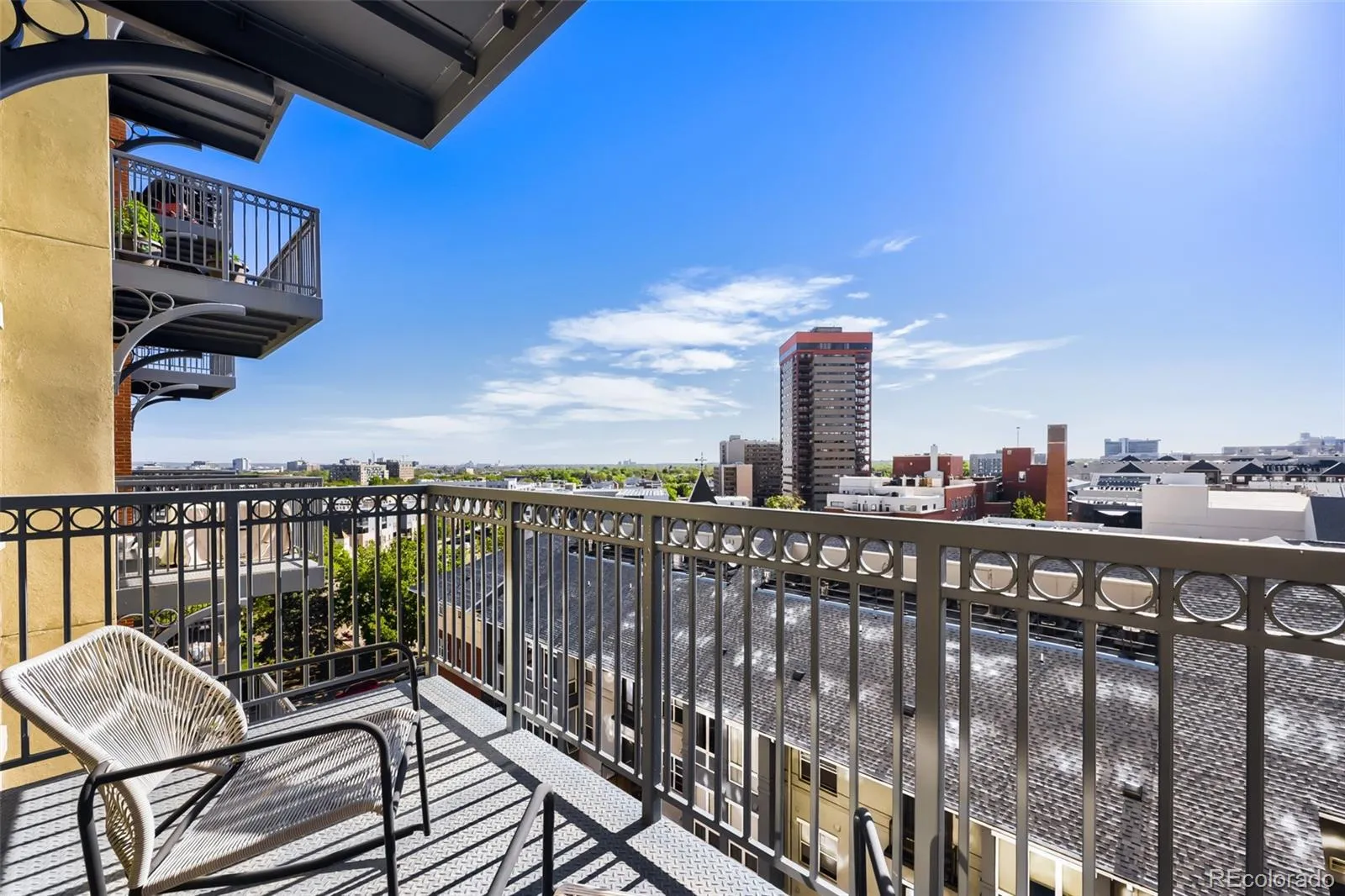 1950 N Logan Street #807 Denver CO 80203 MLS #REC7916289 05202026151427 1600 10
