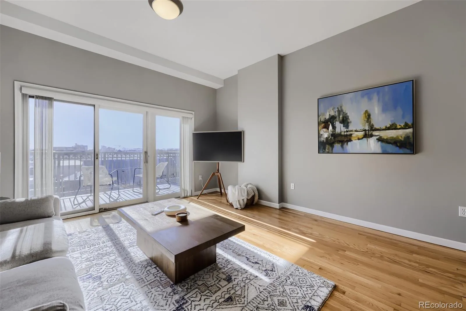 1950 N Logan Street #807 Denver CO 80203 MLS #REC7916289 05202026151427 1600 5