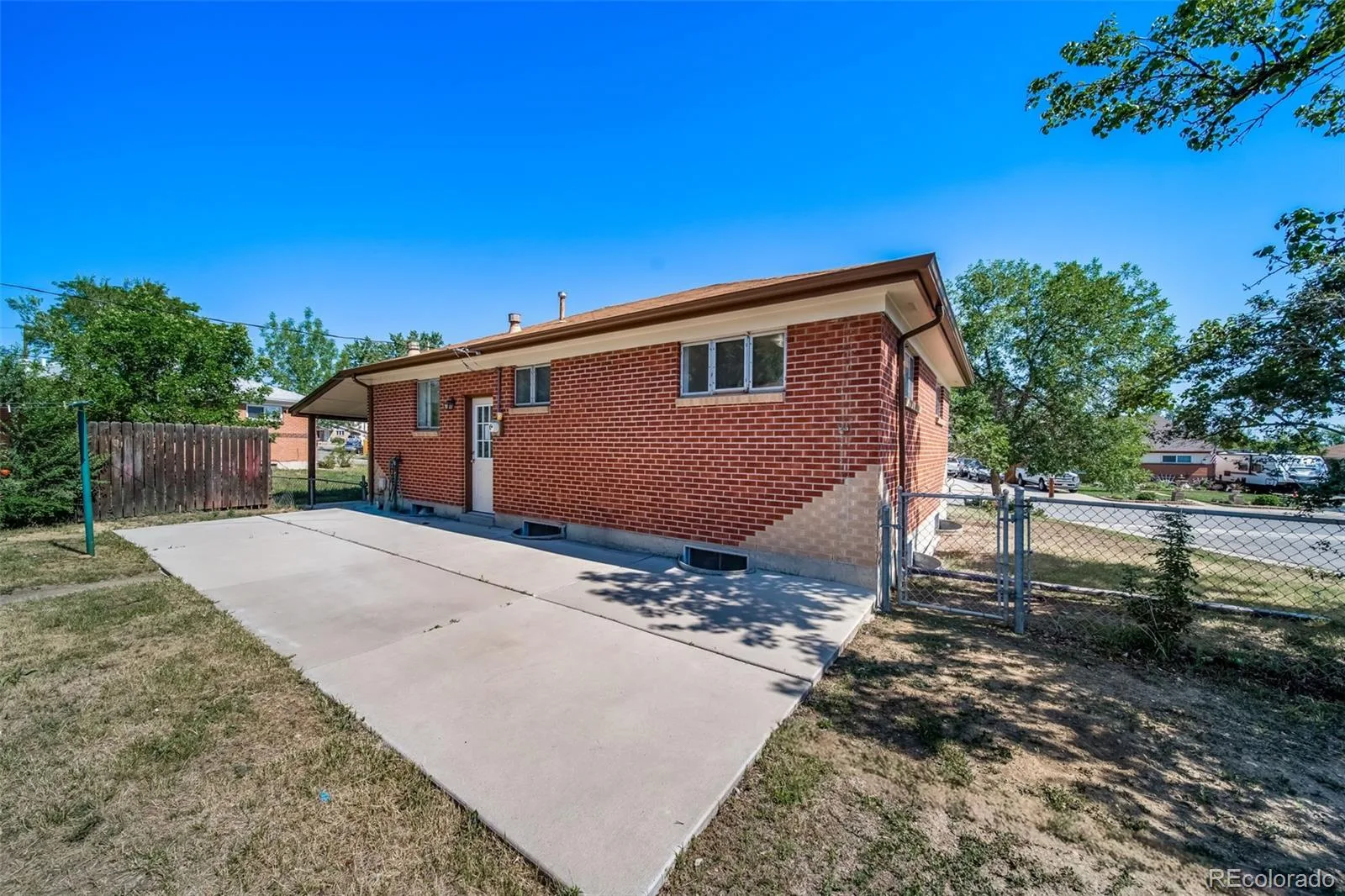 160 E 105th Avenue Denver CO 80233 | MLS #REC7917170 07022026055302 1600 36