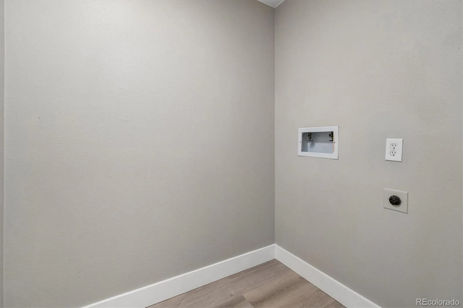 13901 E Marina Drive #102 Aurora CO 80014 | MLS #REC7920614 08282026234607 1600 11