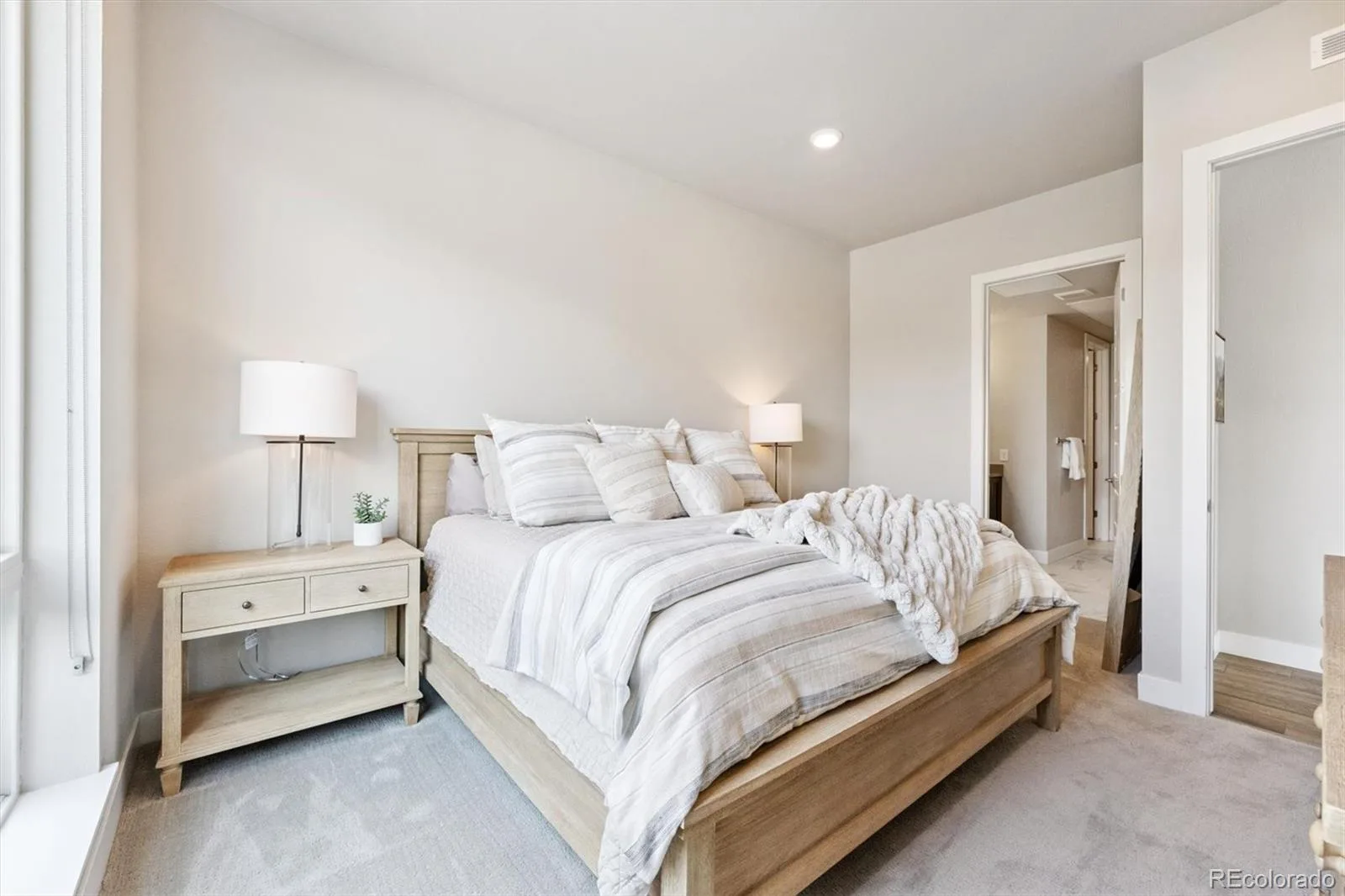 20 Wilcox Street #220 Castle Rock CO 80104 | MLS #REC7922696 08212026140907 1600 26