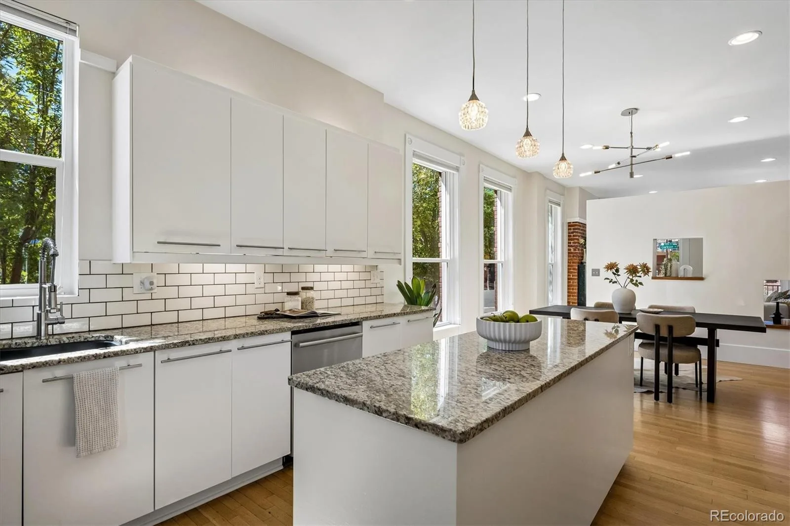 2502 N Clarkson Street Denver CO 80205 | MLS #REC7924436 10032026052232 1600 3