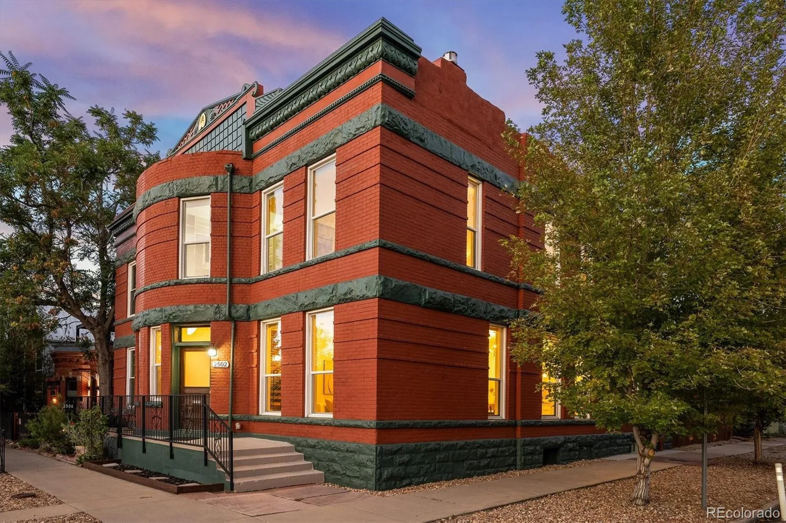 2502 N Clarkson Street Denver CO 80205 | MLS #REC7924436 10032026052232 1600 37