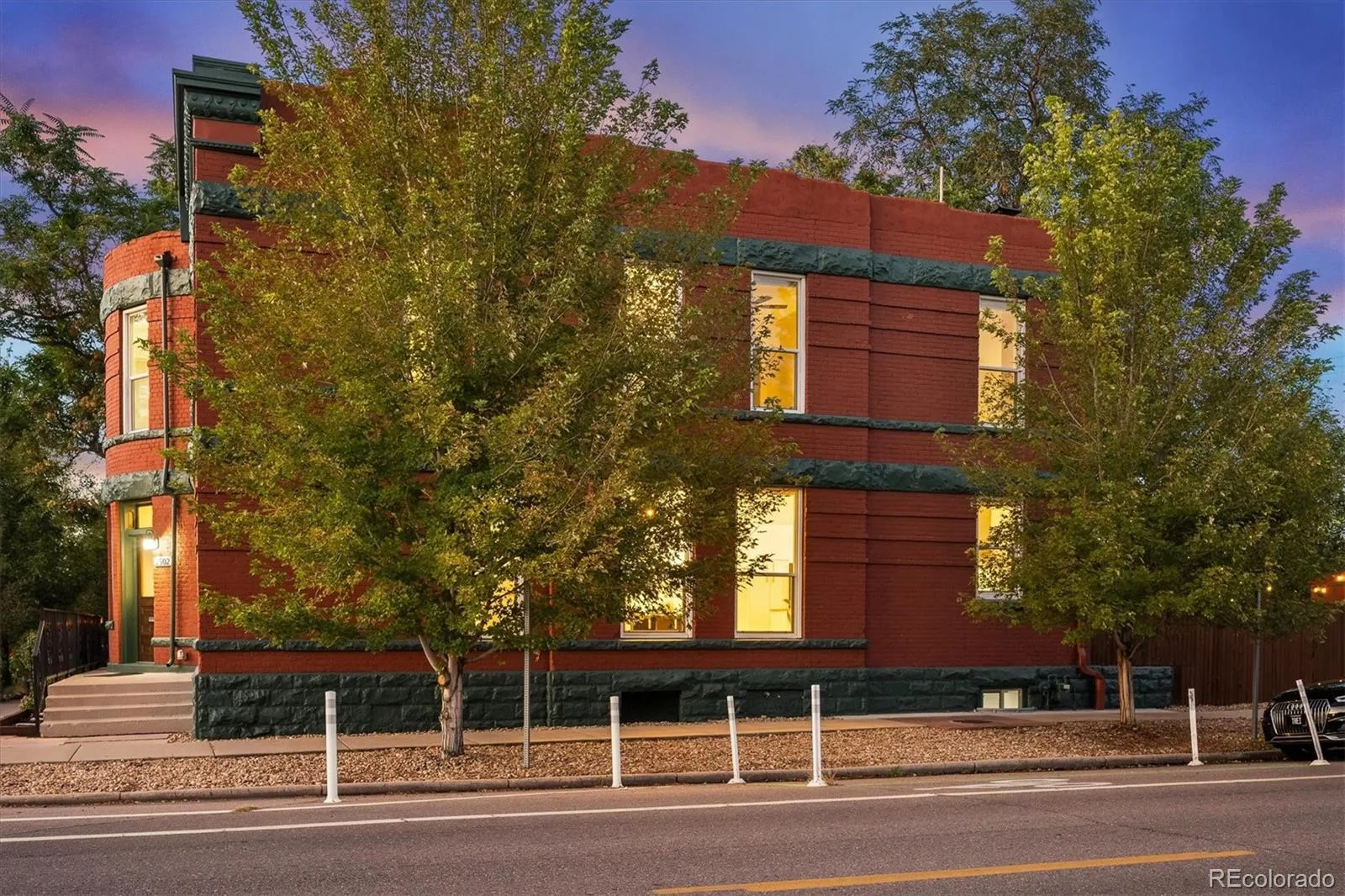 2502 N Clarkson Street Denver CO 80205 | MLS #REC7924436 10032026052232 1600 38