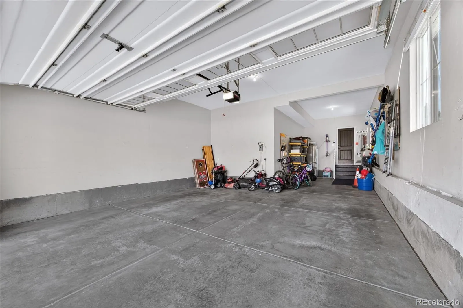 6726 S Quantock Way Aurora CO 80016 MLS #REC7925716 05202026001259 1600 46
