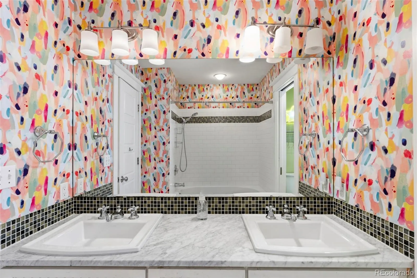 04062026200427 1600 36