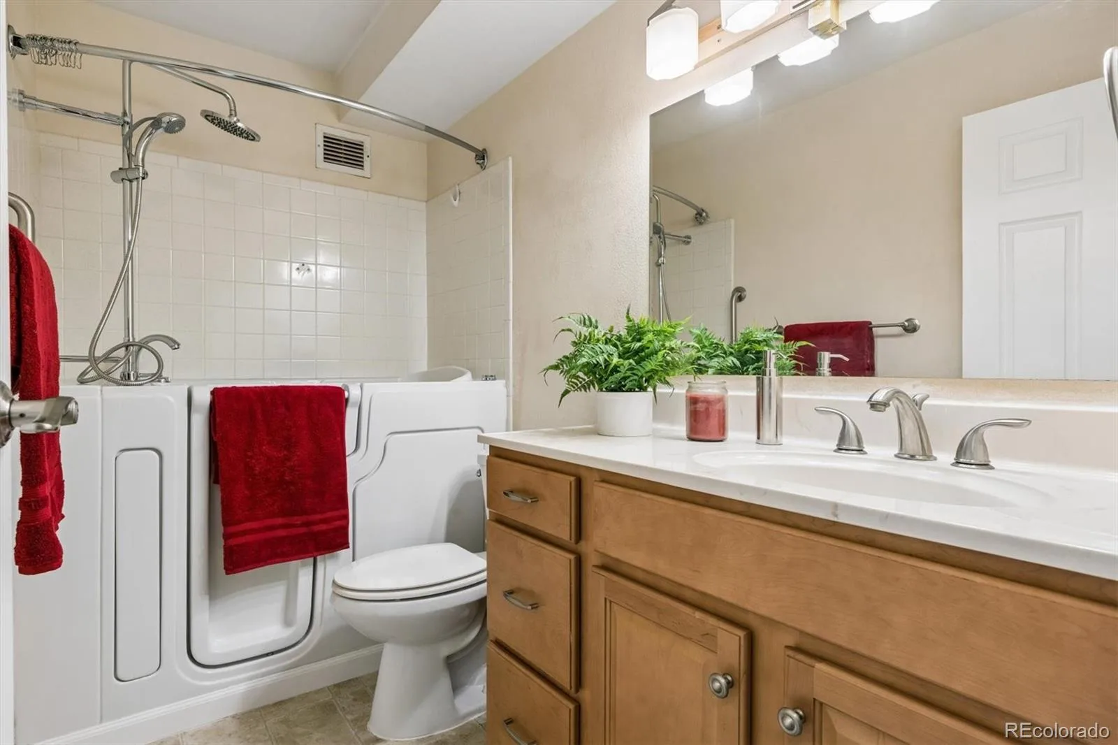 9625 E Center Avenue #5A Denver CO 80247 | MLS #REC7926922 07222026031234 1600 12