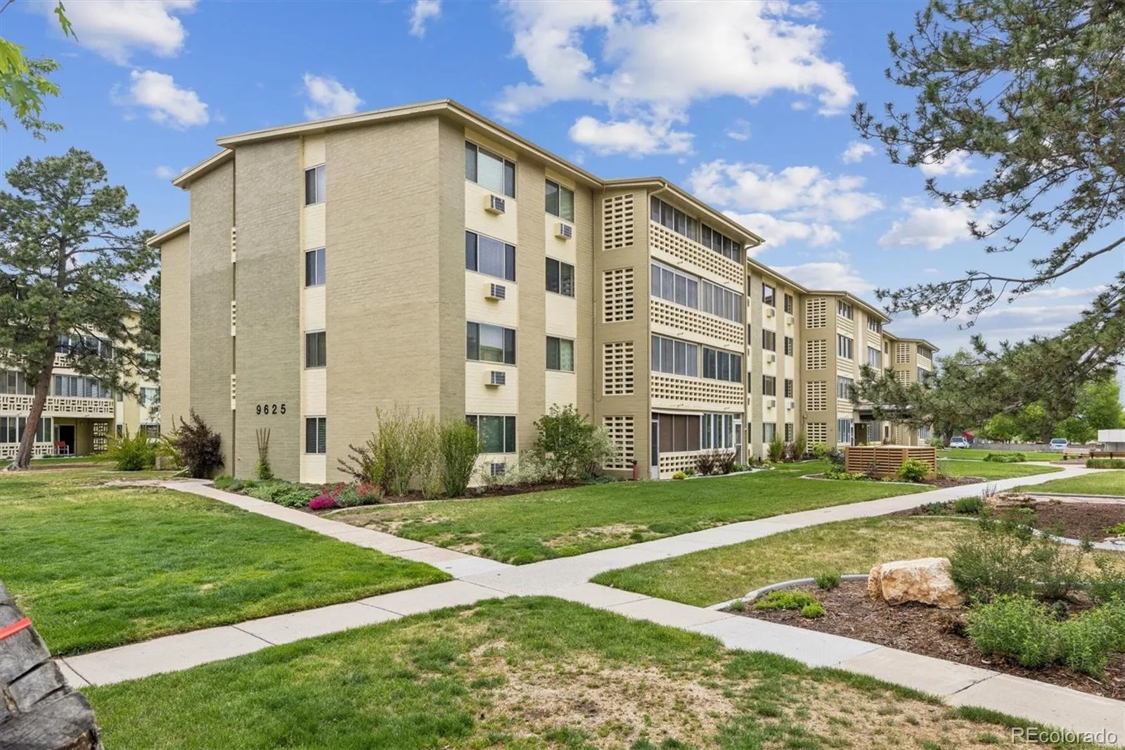 9625 E Center Avenue #5A Denver CO 80247 | MLS #REC7926922 07222026031234 1600 20