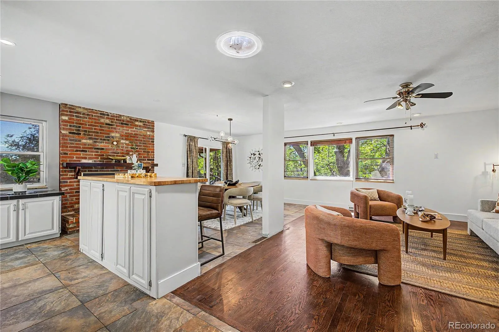 2450 S Jamaica Street Aurora CO 80014 MLS #REC7927222 05052026225604 1600 2