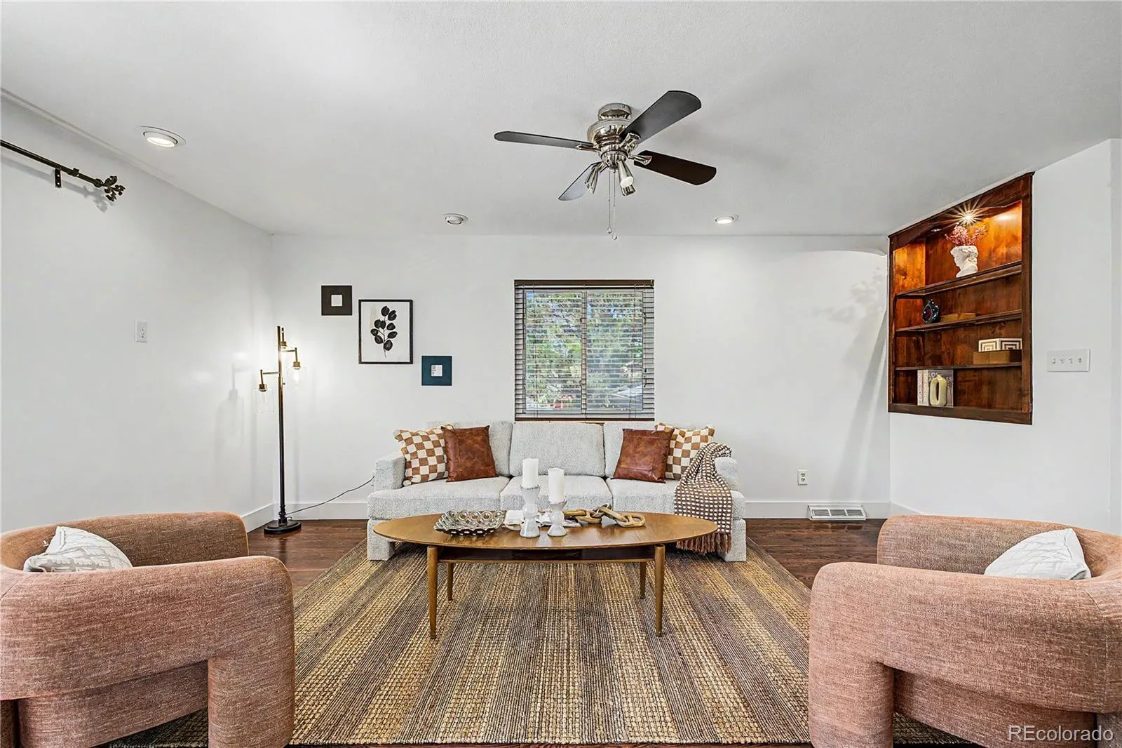 2450 S Jamaica Street Aurora CO 80014 MLS #REC7927222 05052026225604 1600 4