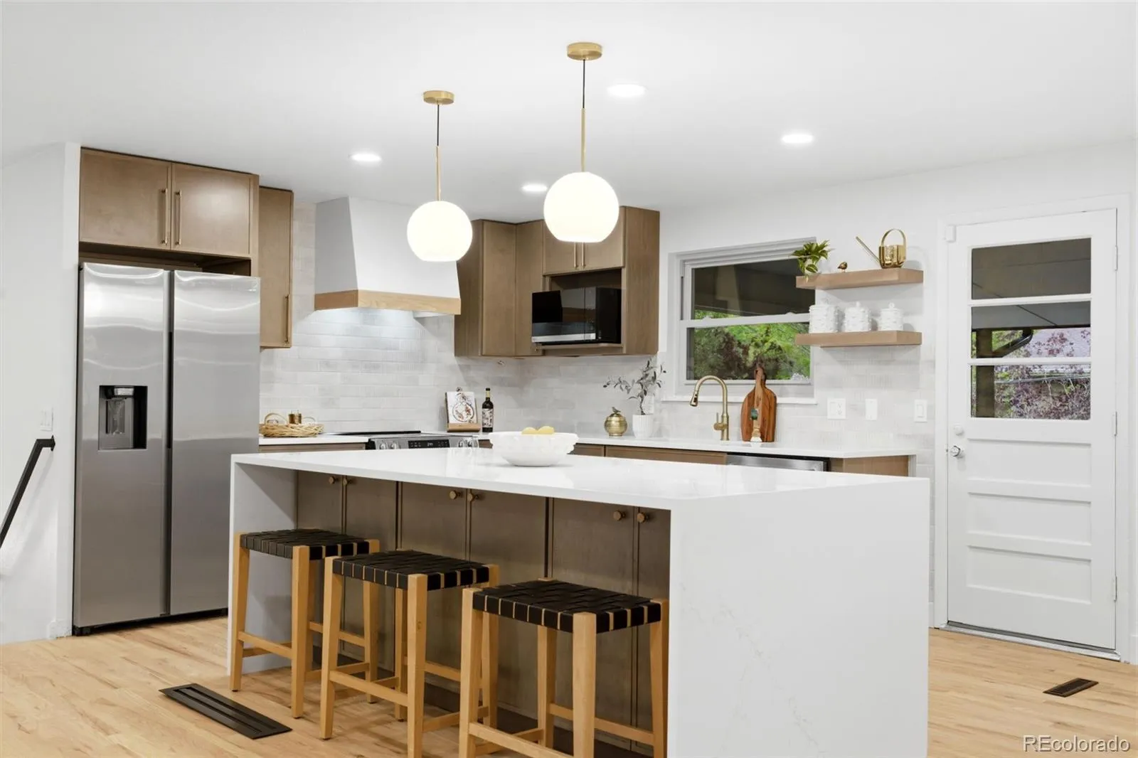 6017 Xenon Street Arvada CO 80004 MLS #REC7928527 04302026163304 1600 11