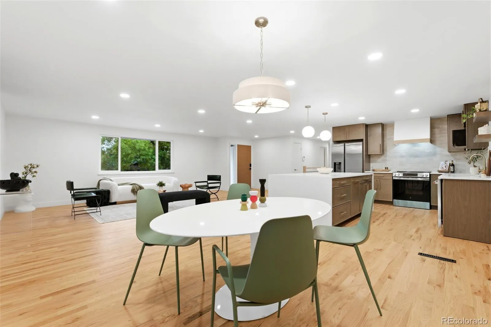 6017 Xenon Street Arvada CO 80004 MLS #REC7928527 04302026163304 1600 4