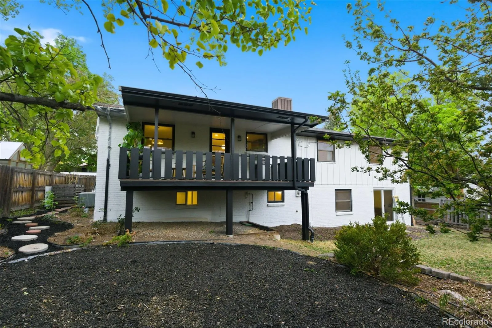 6017 Xenon Street Arvada CO 80004 MLS #REC7928527 04302026163304 1600 42