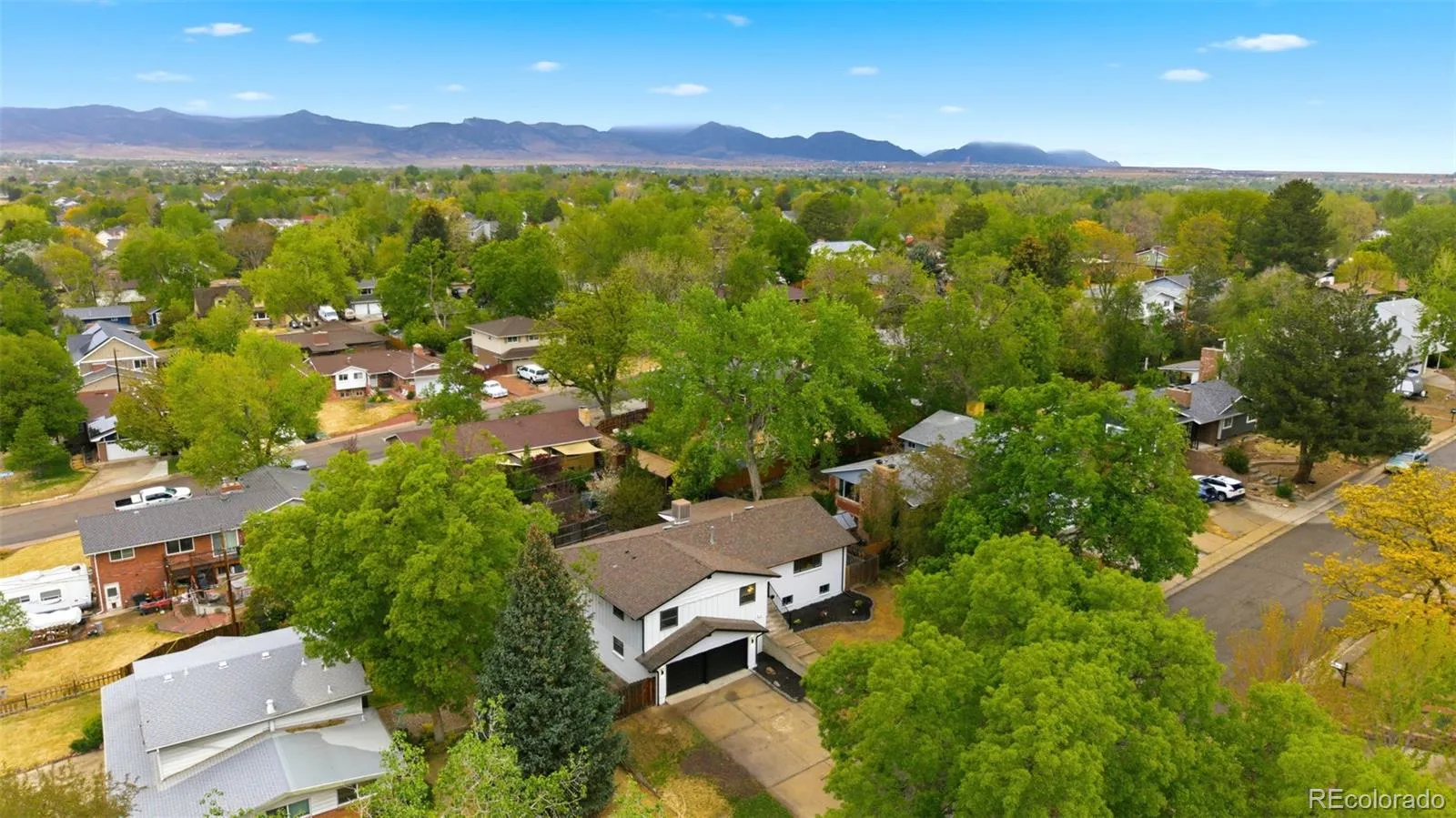 6017 Xenon Street Arvada CO 80004 MLS #REC7928527 04302026163304 1600 49