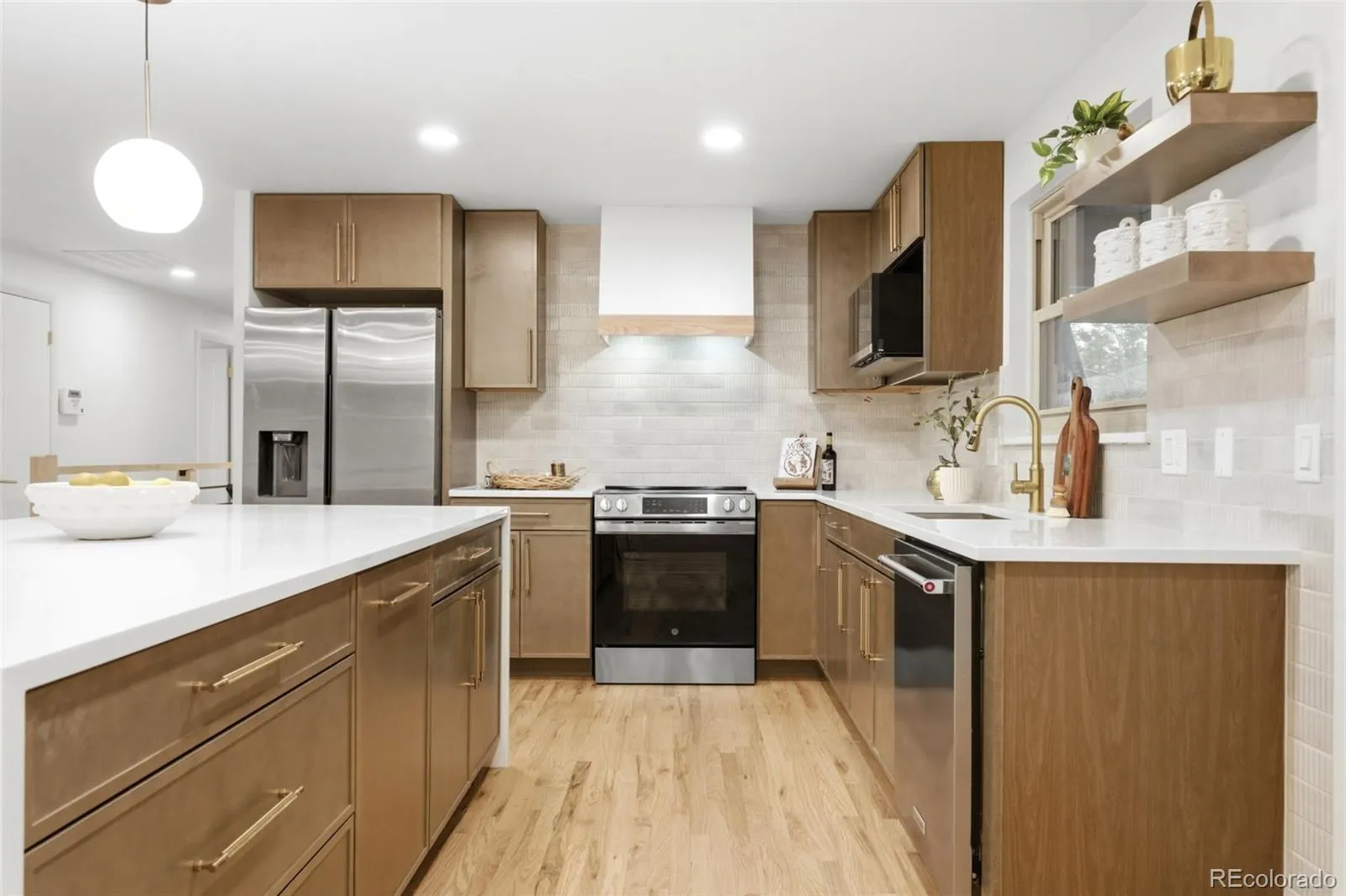 6017 Xenon Street Arvada CO 80004 MLS #REC7928527 04302026163304 1600 8