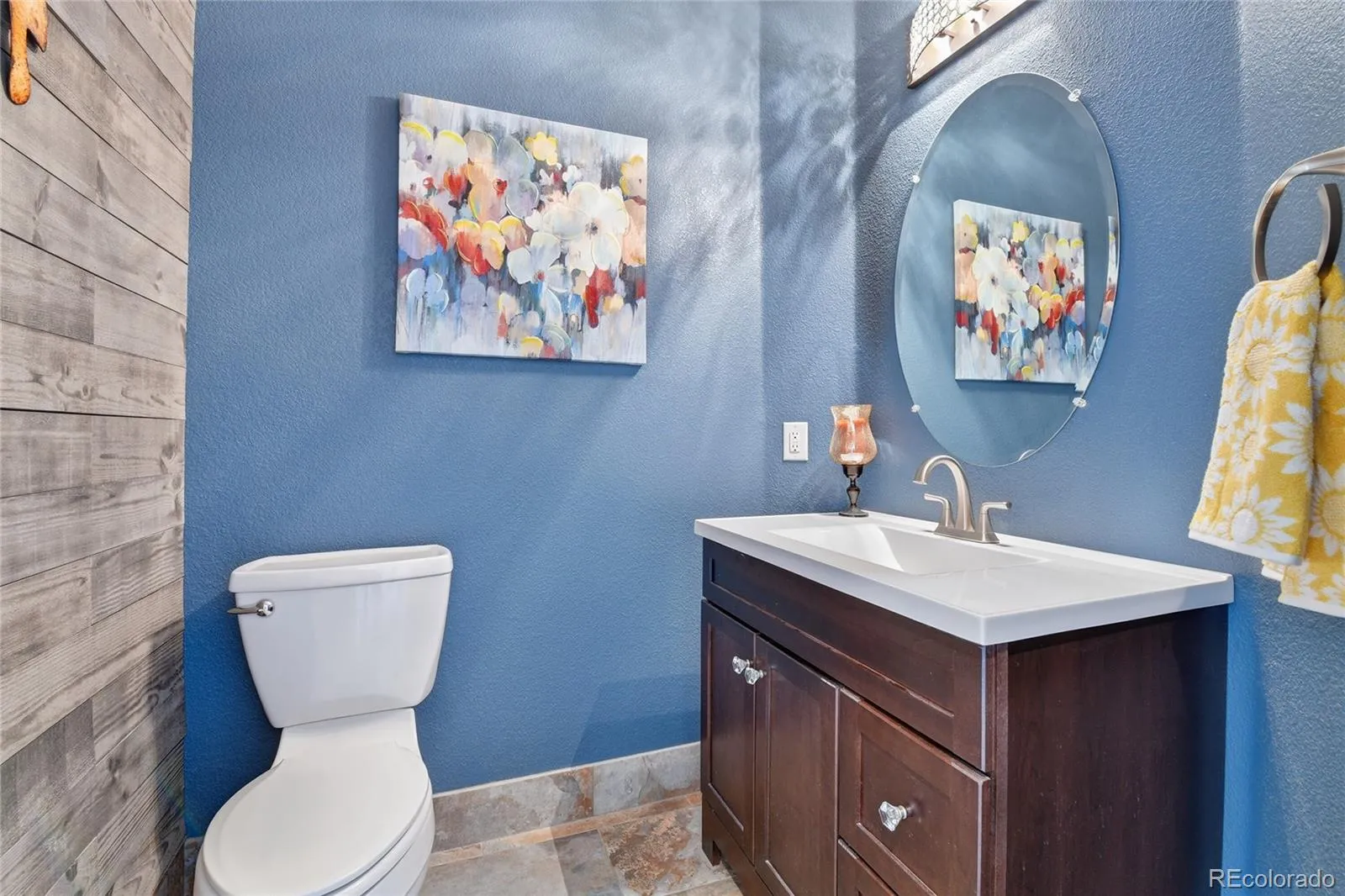 26949 E Friend Place Aurora CO 80016 MLS #REC7929519 05132026210716 1600 23