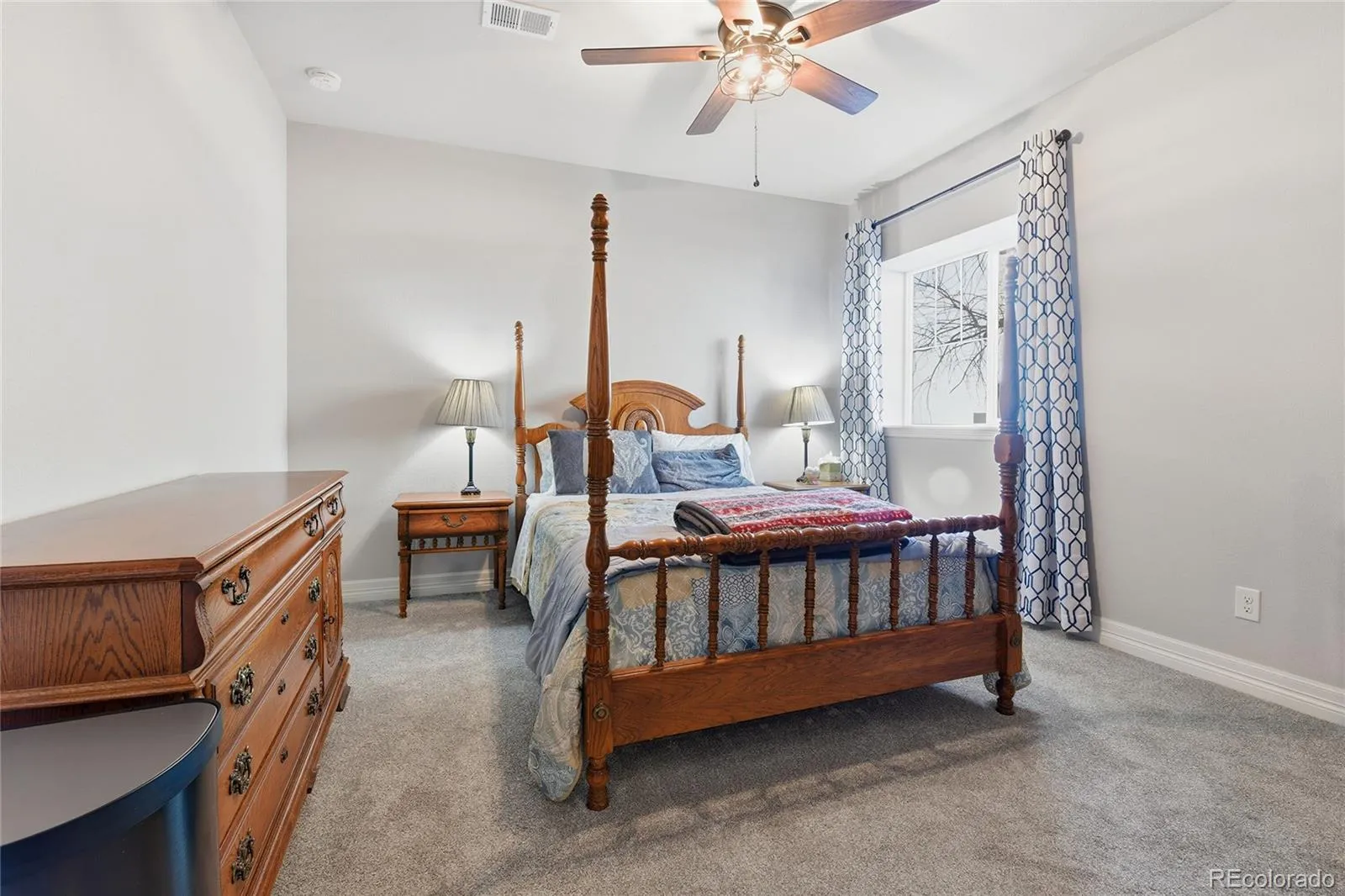26949 E Friend Place Aurora CO 80016 MLS #REC7929519 05132026210716 1600 32