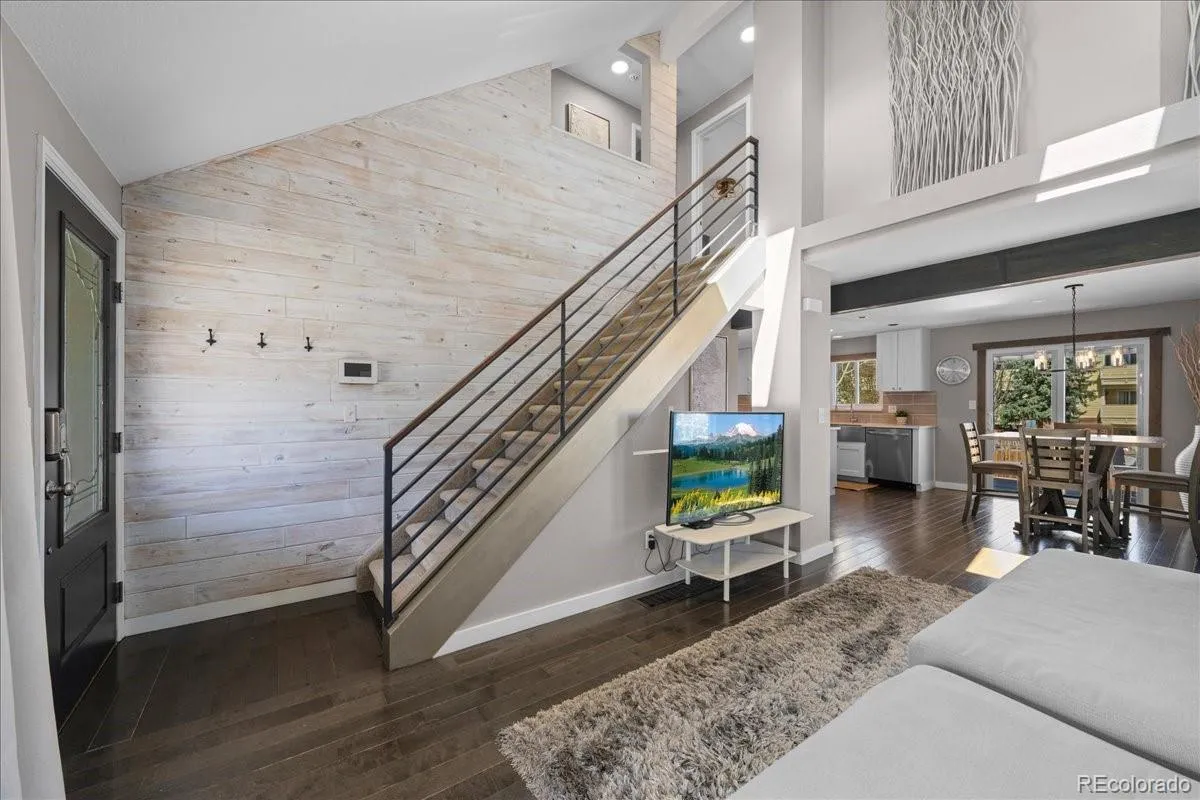 04072026003930 1200 3