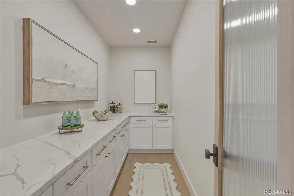 4352 S Bannock Street Englewood CO 80110 | MLS #REC7932016 09222026090036 1200 10