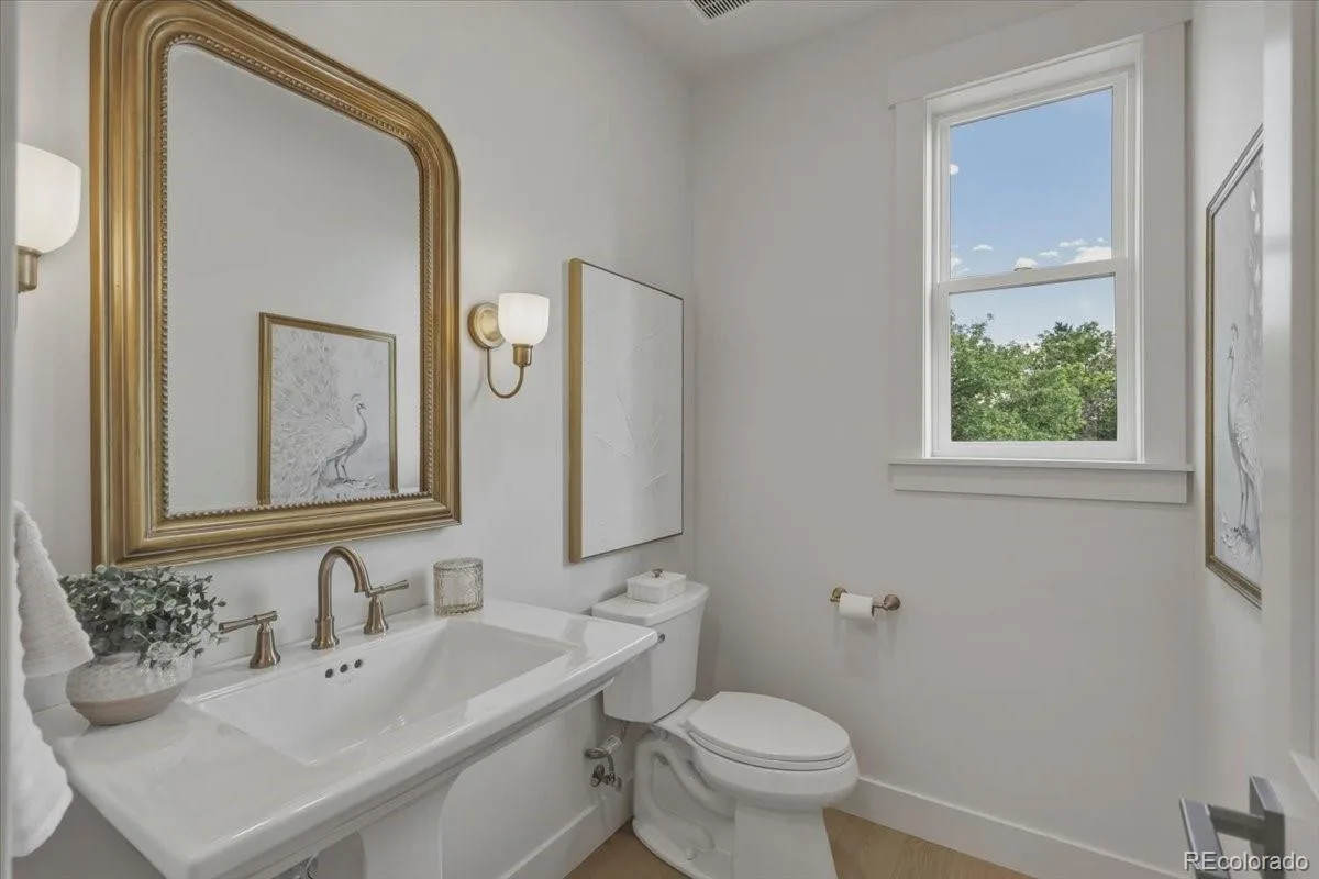 4352 S Bannock Street Englewood CO 80110 | MLS #REC7932016 09222026090036 1200 21