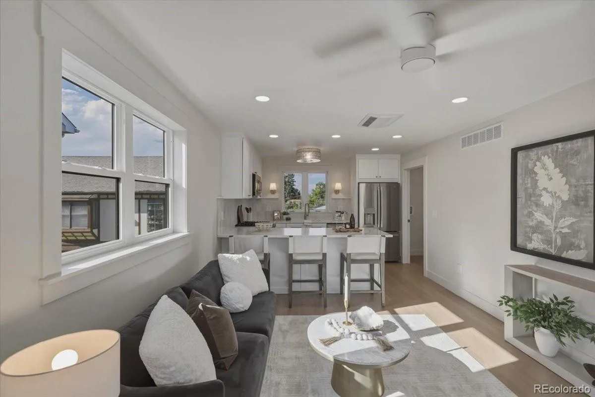 4352 S Bannock Street Englewood CO 80110 | MLS #REC7932016 09222026090036 1200 35