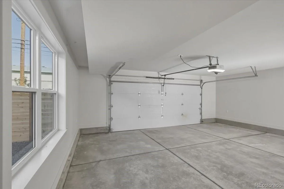 4352 S Bannock Street Englewood CO 80110 | MLS #REC7932016 09222026090036 1200 44