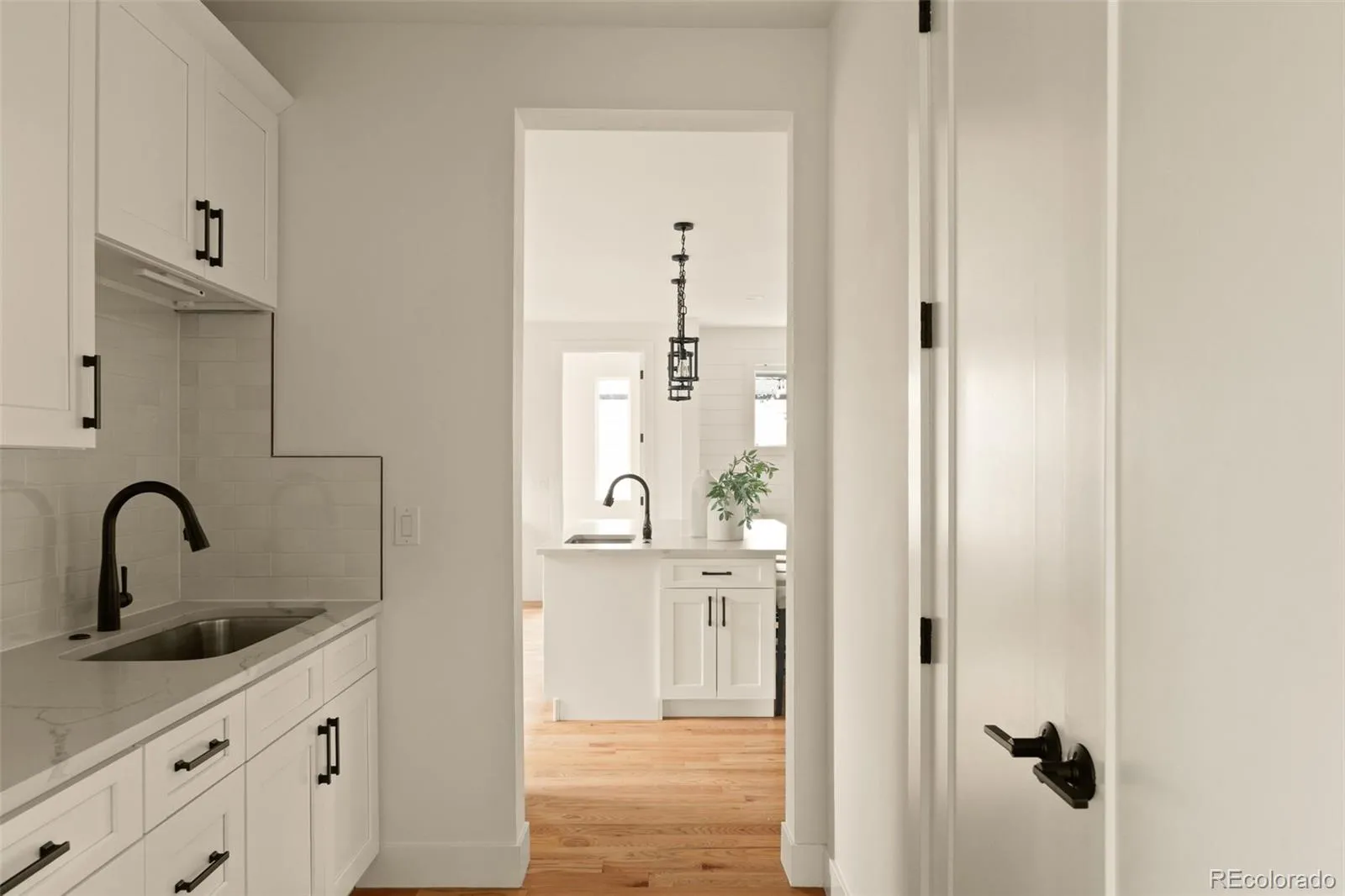 1179 S Jackson Street Denver CO 80210 MLS #REC7934004 04302026173542 1600 13