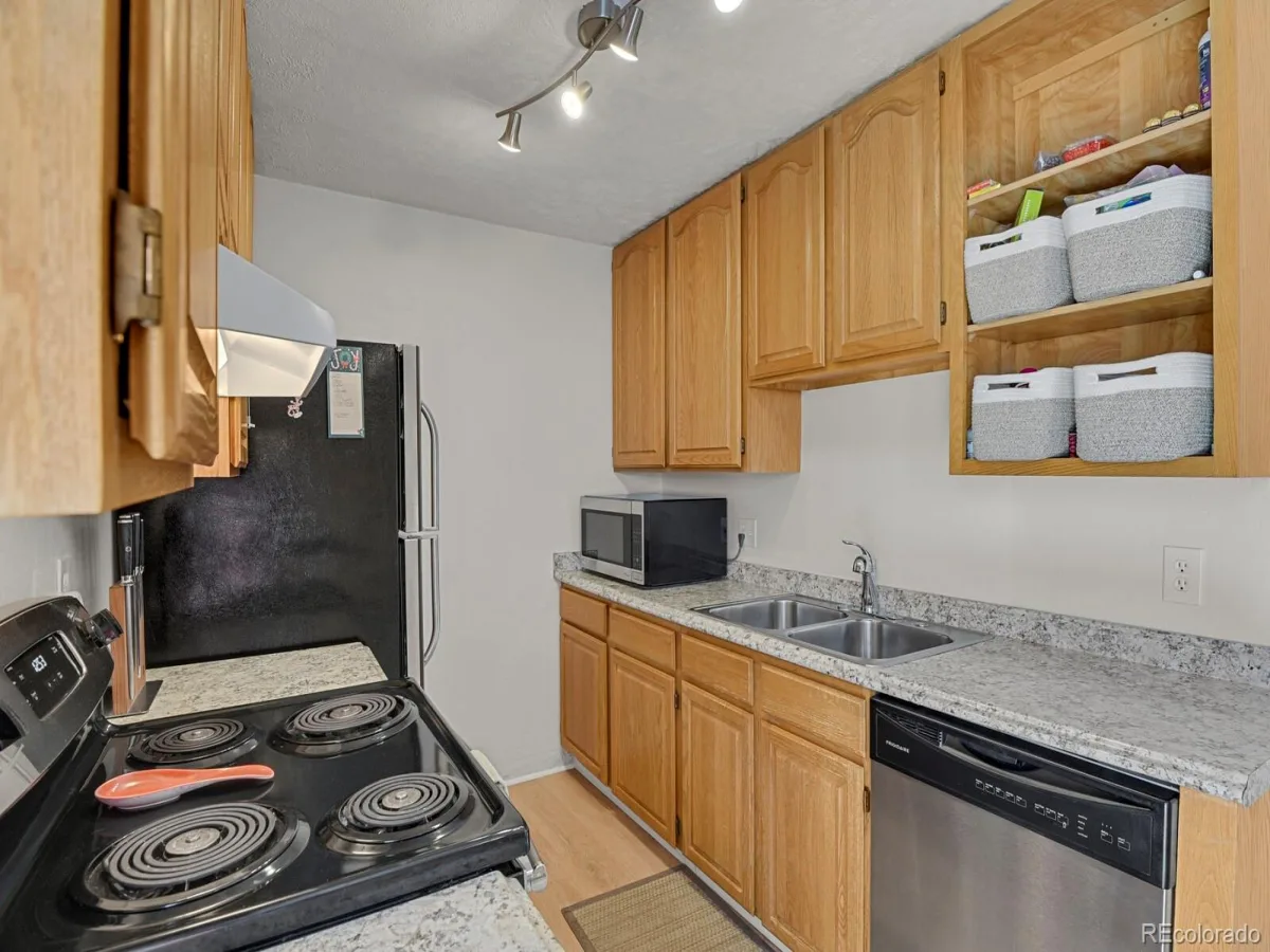 1235 S Monaco Street Parkway Denver CO 80224 | MLS #REC7934039 08222026173246 1200 8