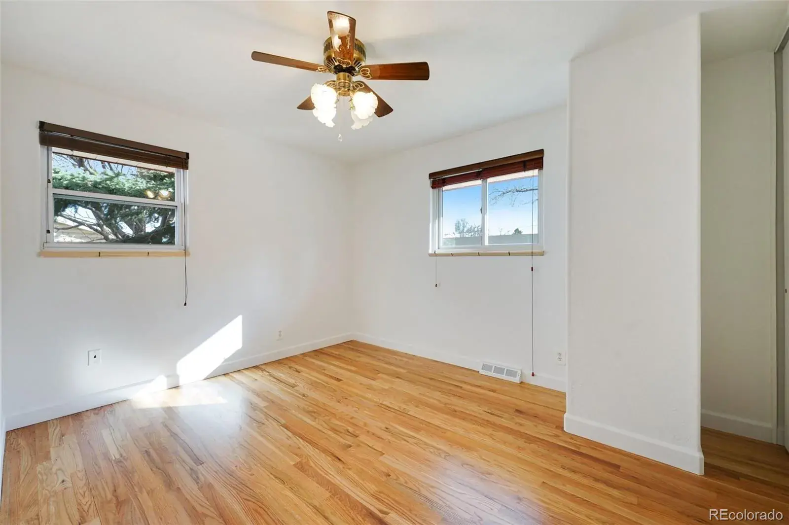 03052026195940 1600 11