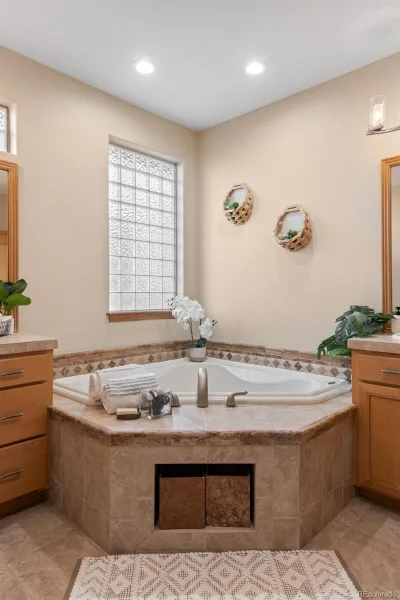 7130 Puma Trail Littleton CO 80125 | MLS #REC7938892 08042026024202 800 21