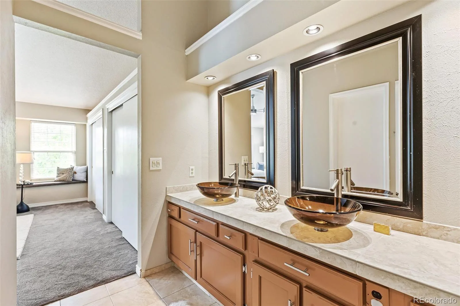 8148 S Humboldt Circle Centennial CO 80122 | MLS #REC7938903 06032026162918 1600 24