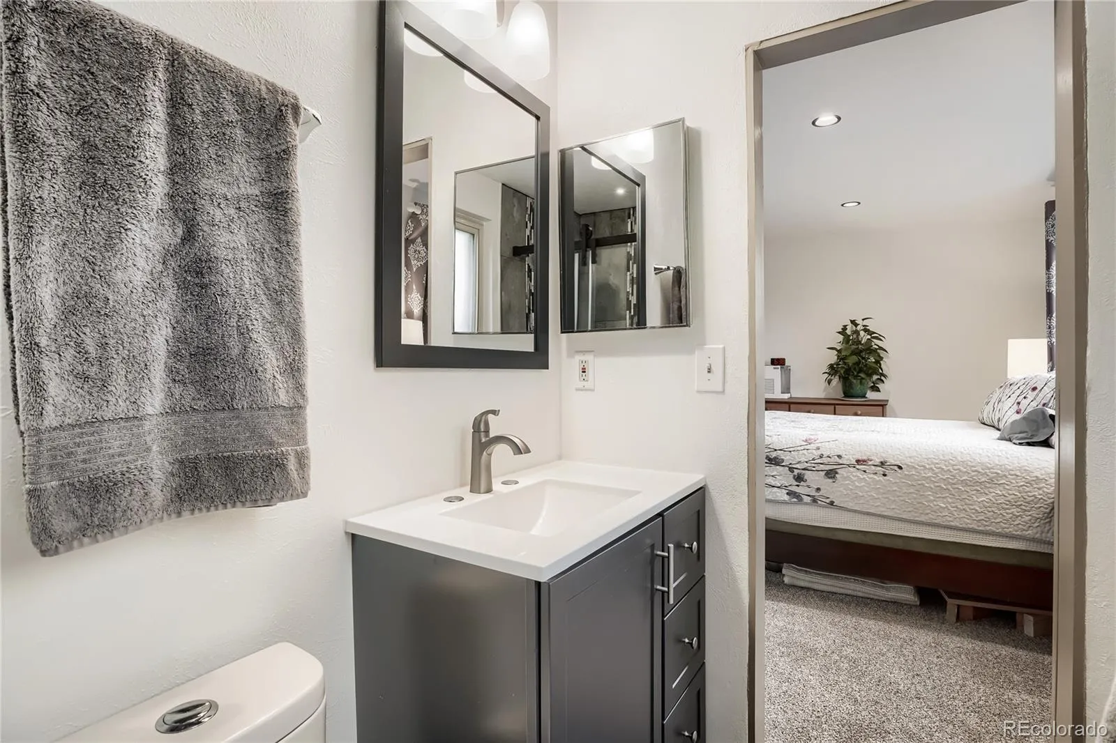 3322 S Granby Street Aurora CO 80014 MLS #REC7941878 05152026150430 1600 14