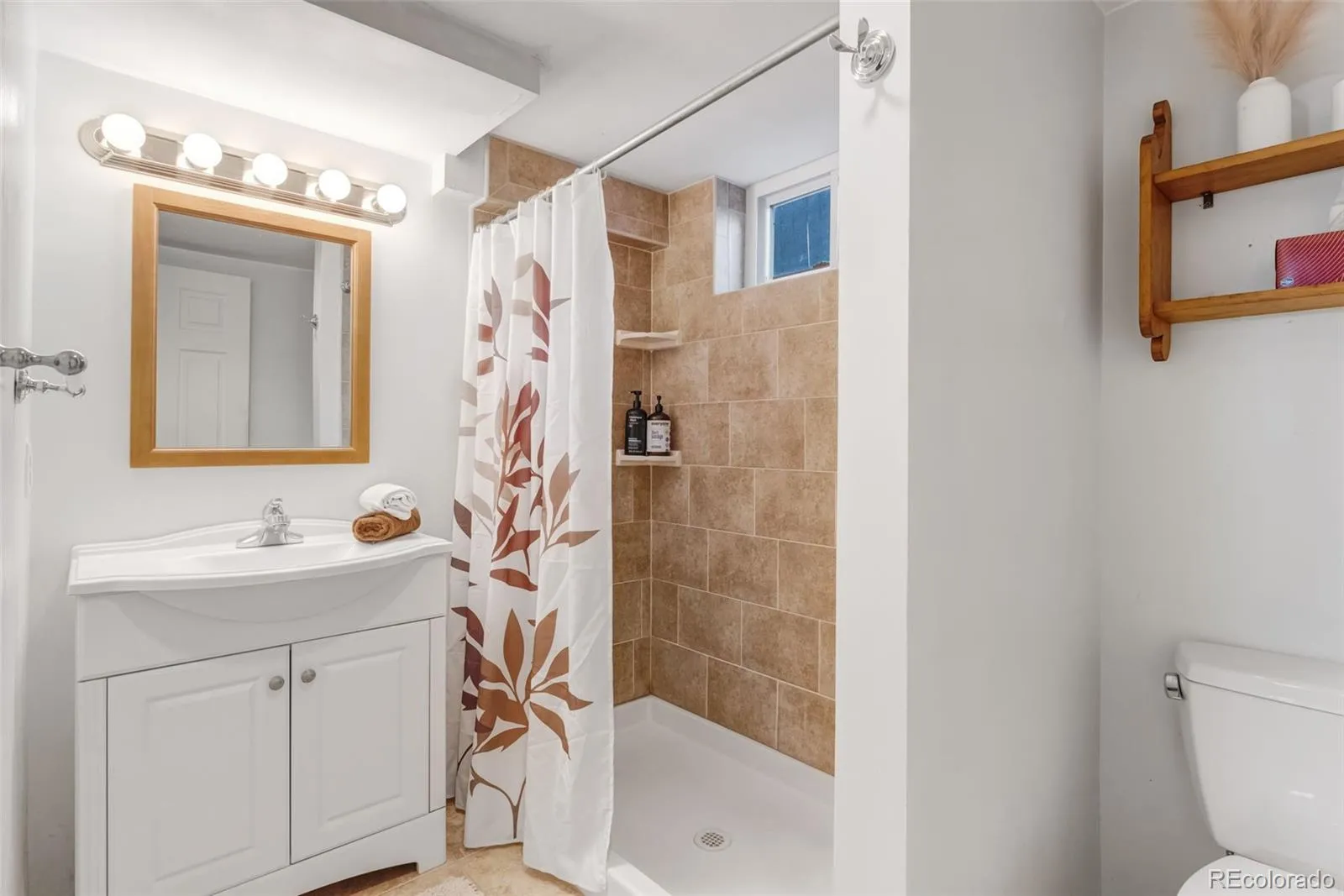 04142026152156 1600 21