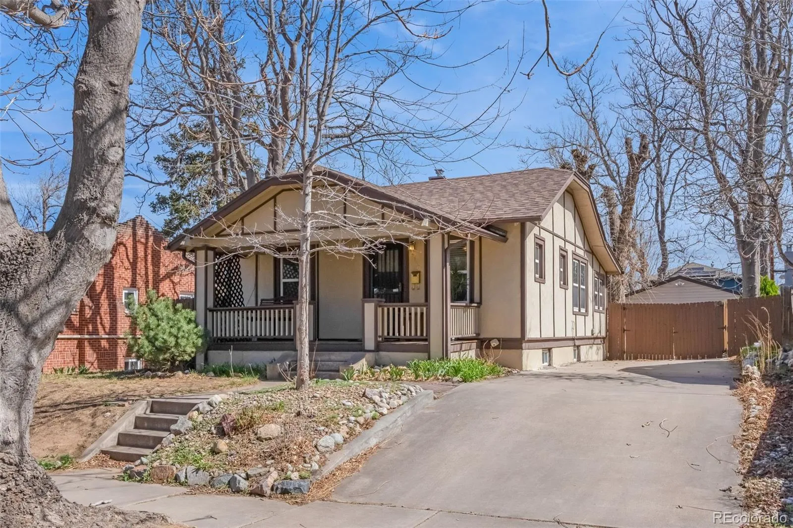 04142026152156 1600 24