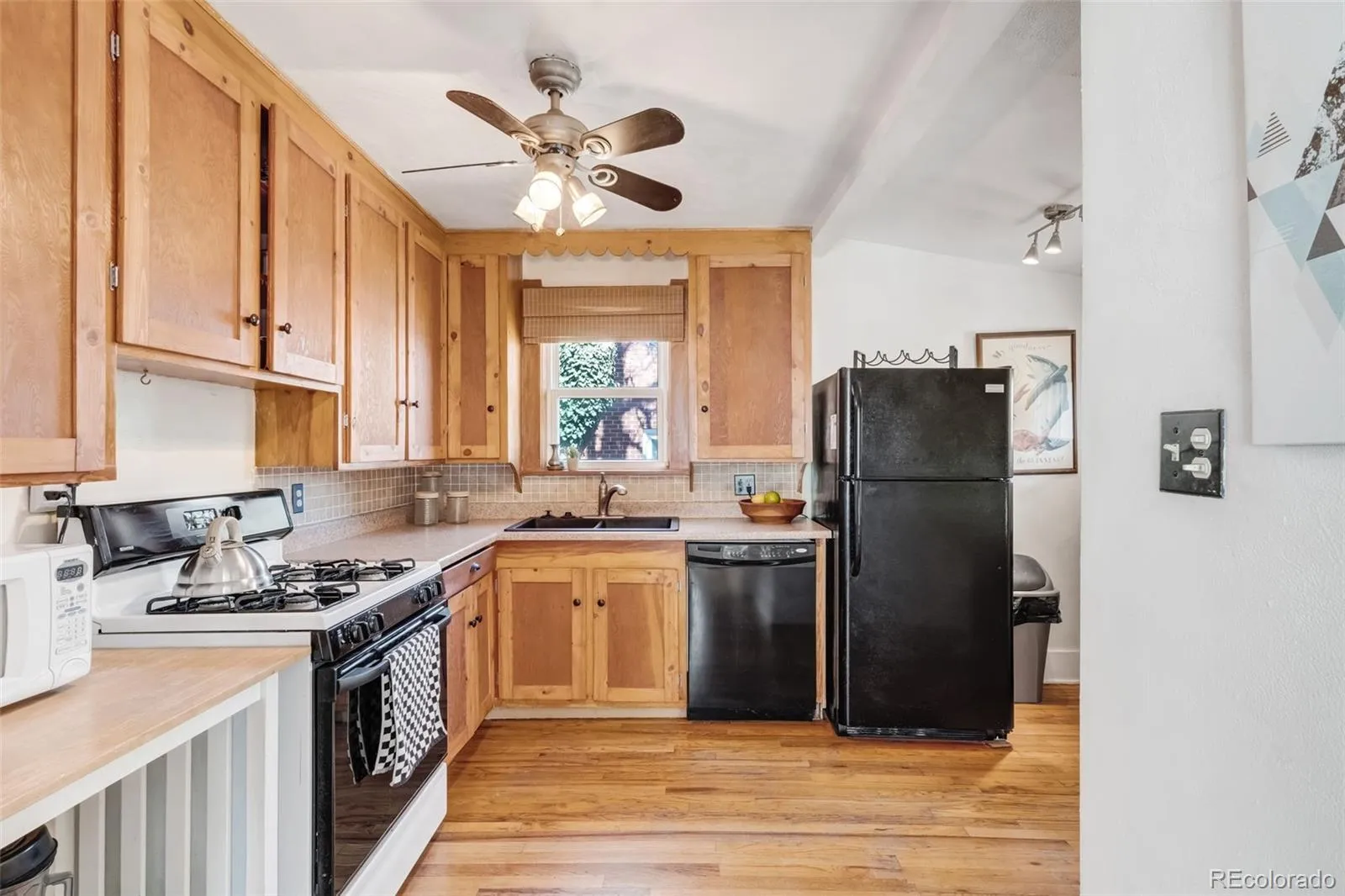 04142026152156 1600 7