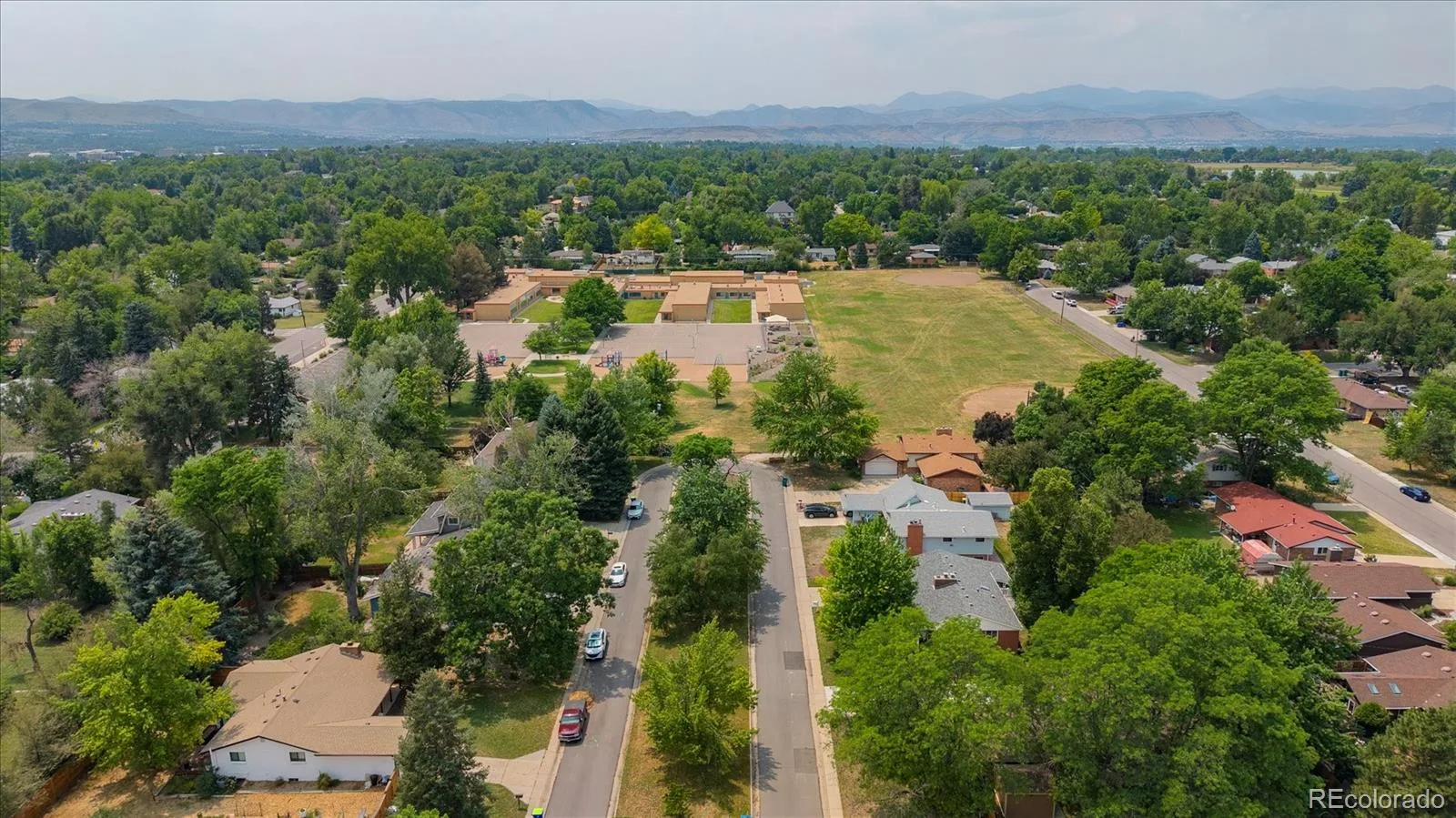 8447 W 24th Avenue Lakewood CO 80215 MLS #REC7942404 06262026151351 1600 25